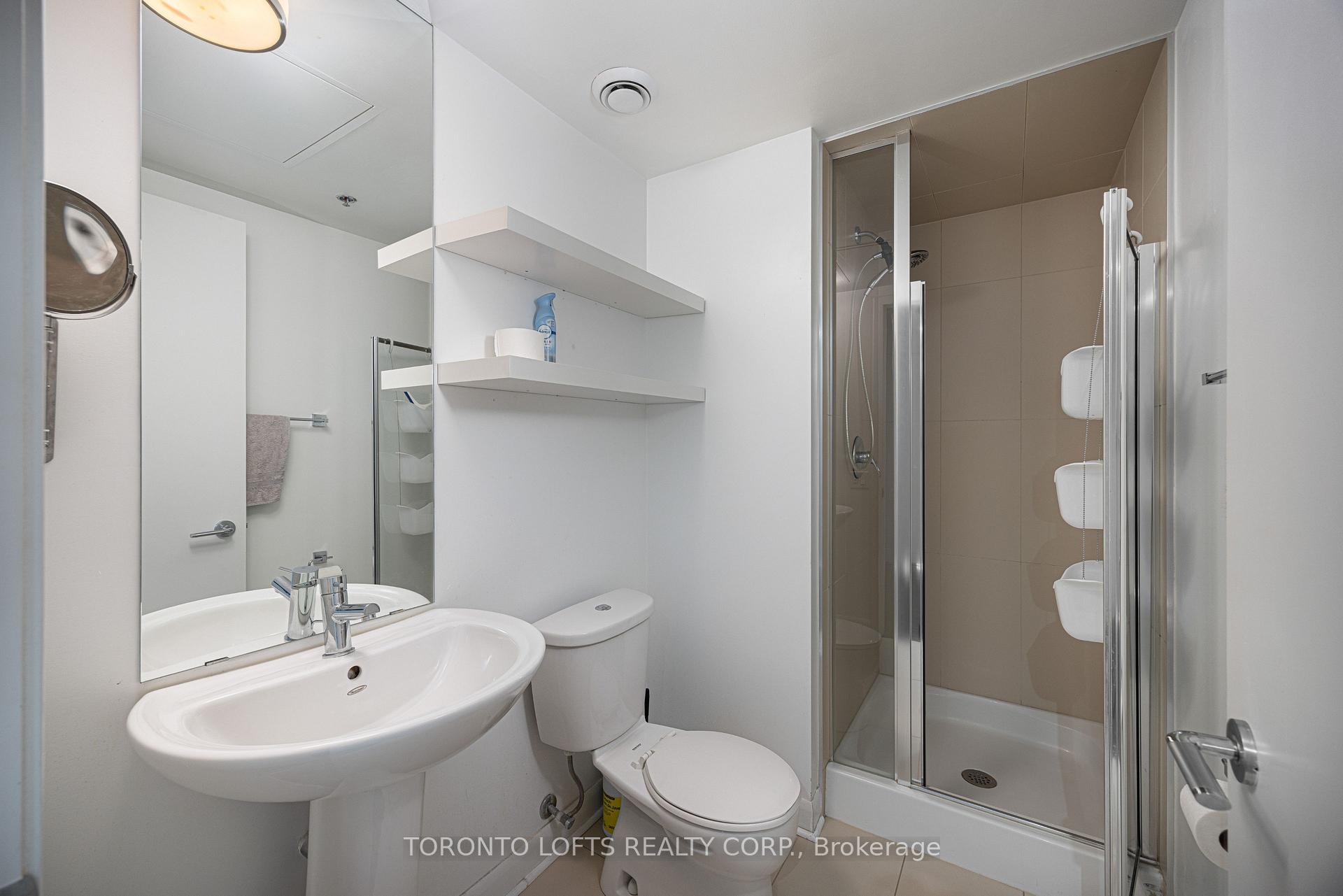 Photo 15 of Unit 3302, 375 King Street W, Toronto, Waterfront Communities — HOMEH