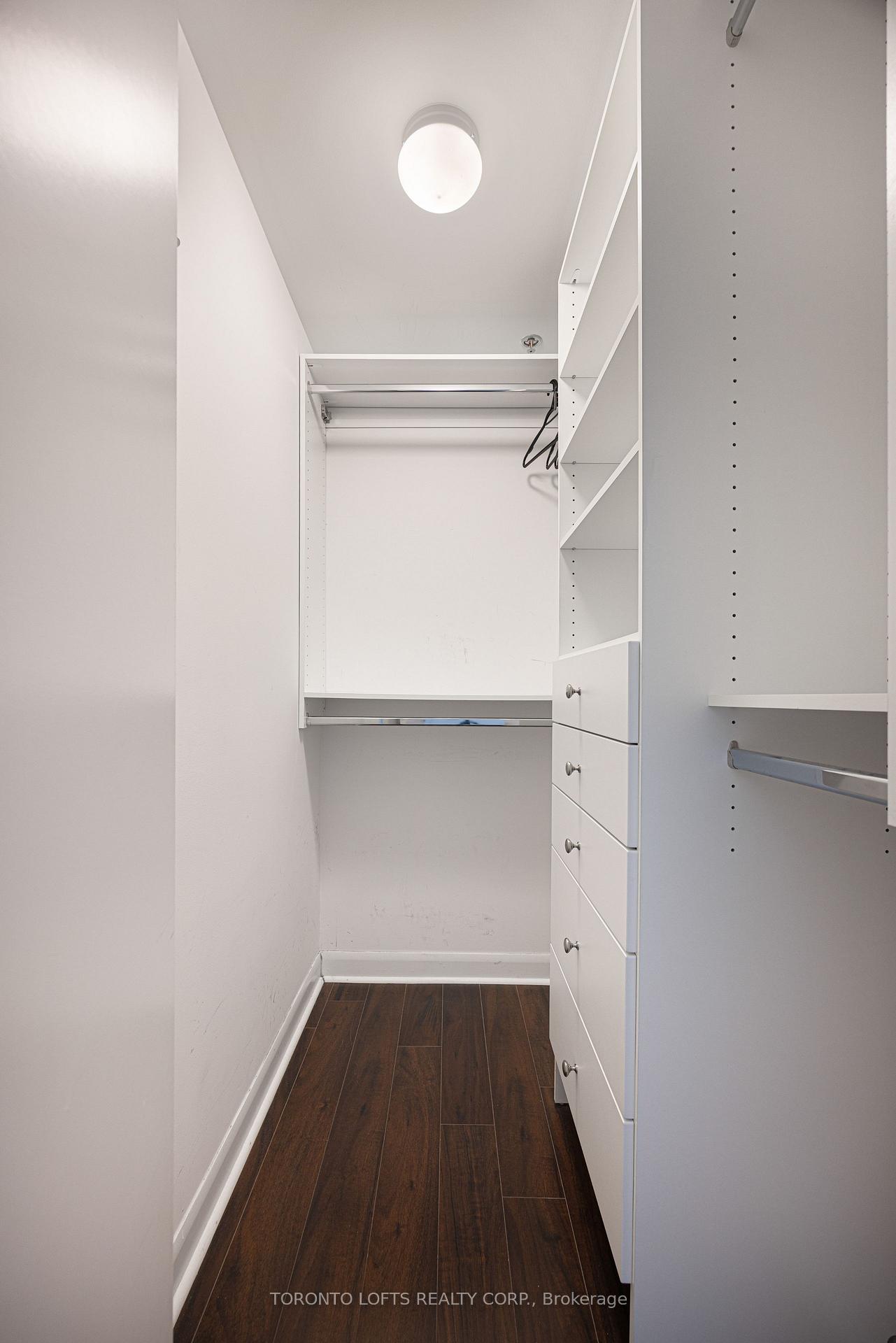 Photo 16 of Unit 3302, 375 King Street W, Toronto, Waterfront Communities — HOMEH