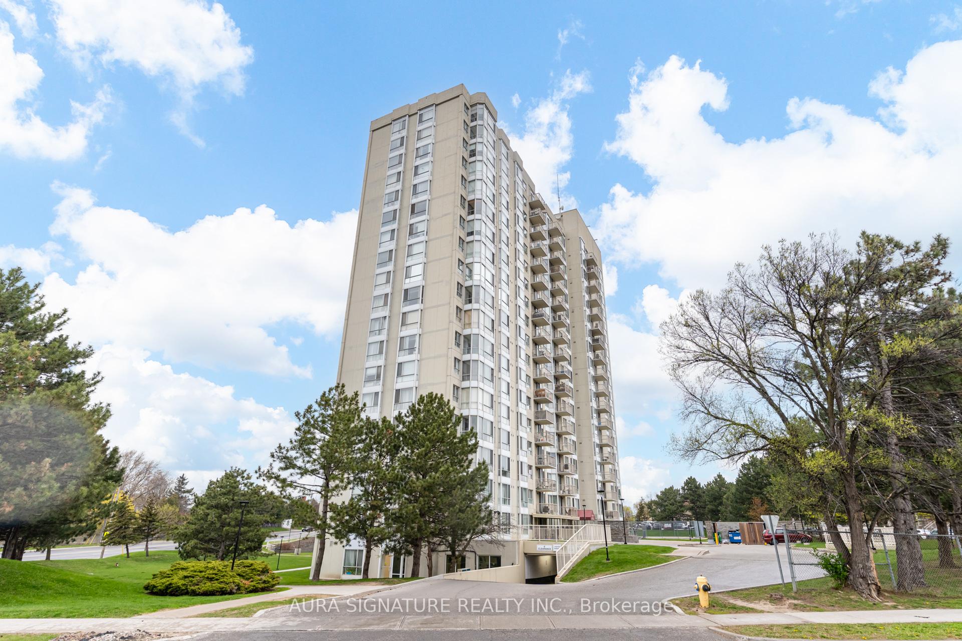 Photo of Unit 401, 3077 Weston Road