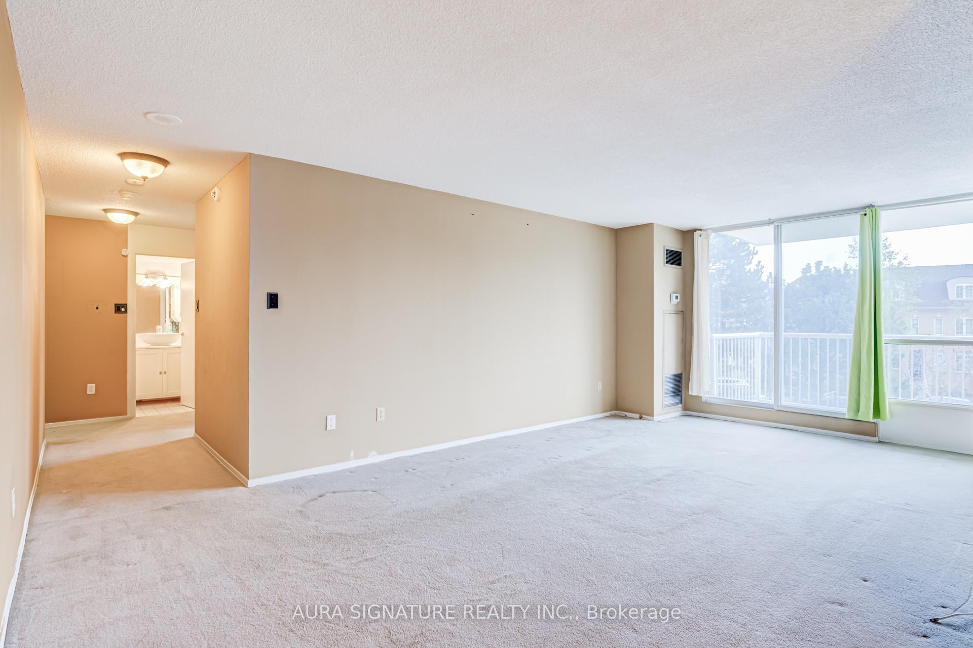 Photo 11 of Unit 401, 3077 Weston Road, North York, Humberlea-Pelmo Park — HOMEH