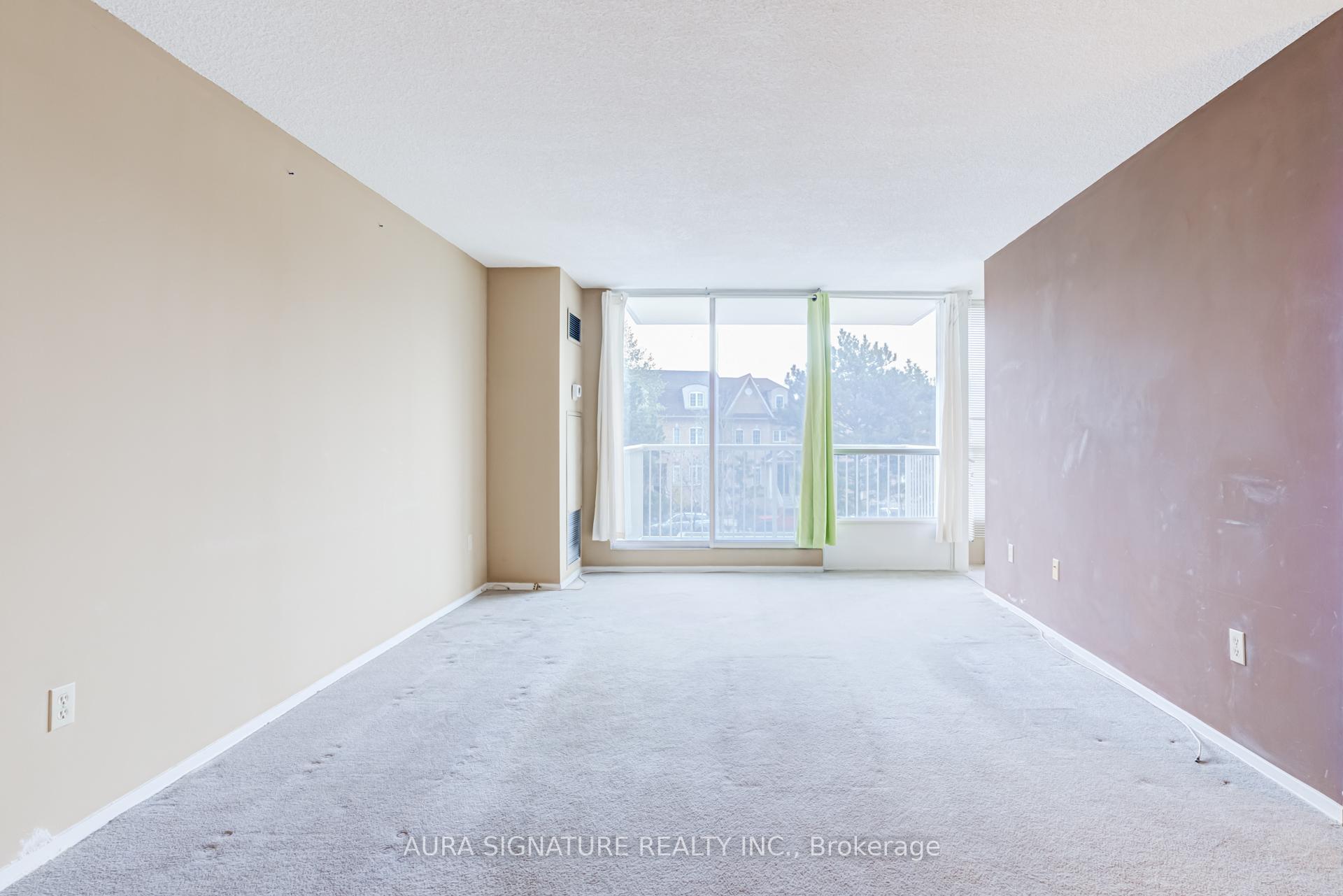Photo 12 of Unit 401, 3077 Weston Road, North York, Humberlea-Pelmo Park — HOMEH
