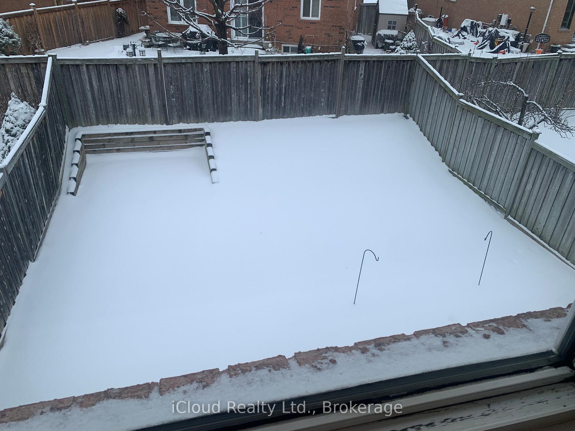 Photo 14 of 878 Blyleven Boulevard, Mississauga, East Credit — HOMEH