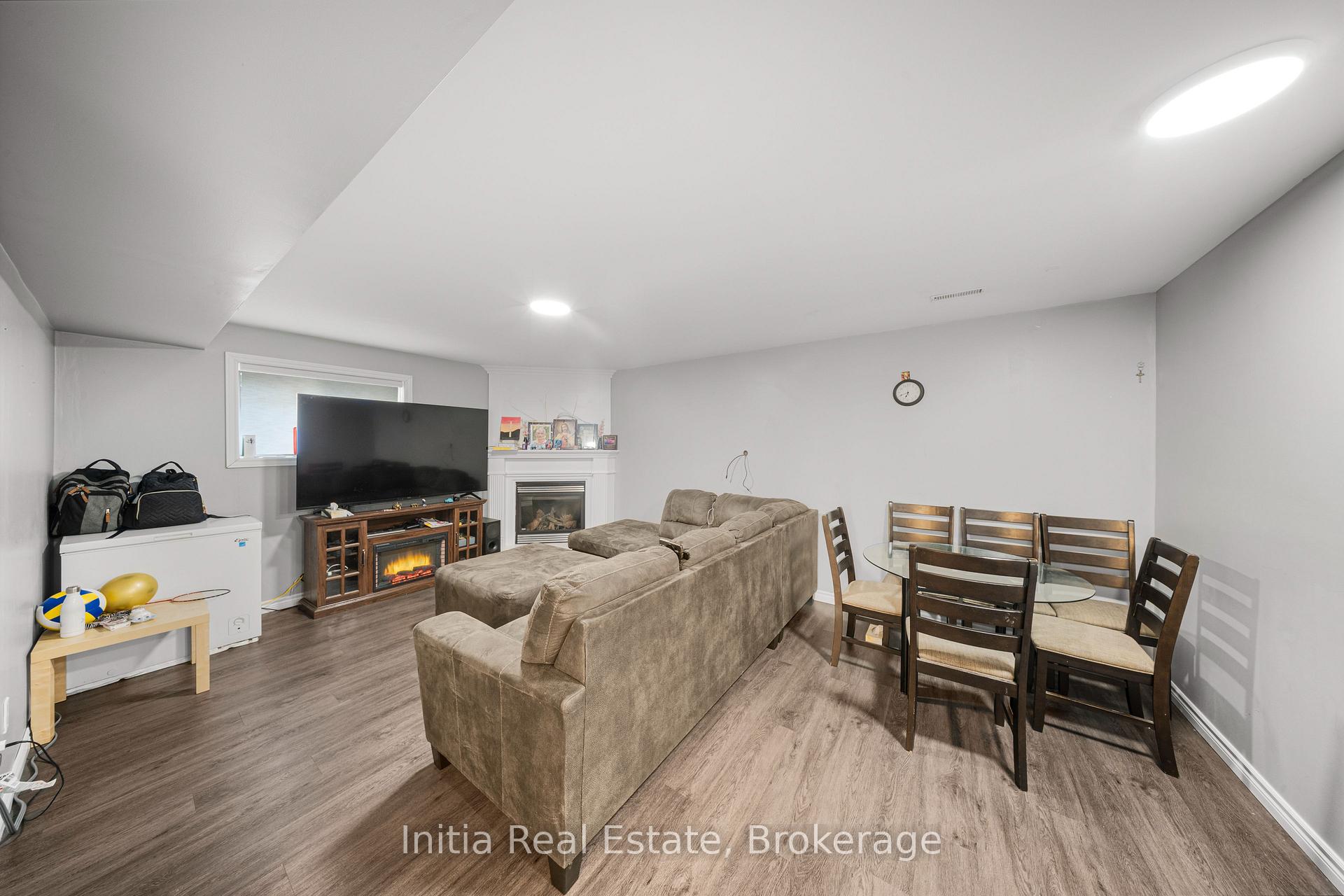 Photo 29 of 1412 Katella Avenue, Windsor, East Riverside — HOMEH