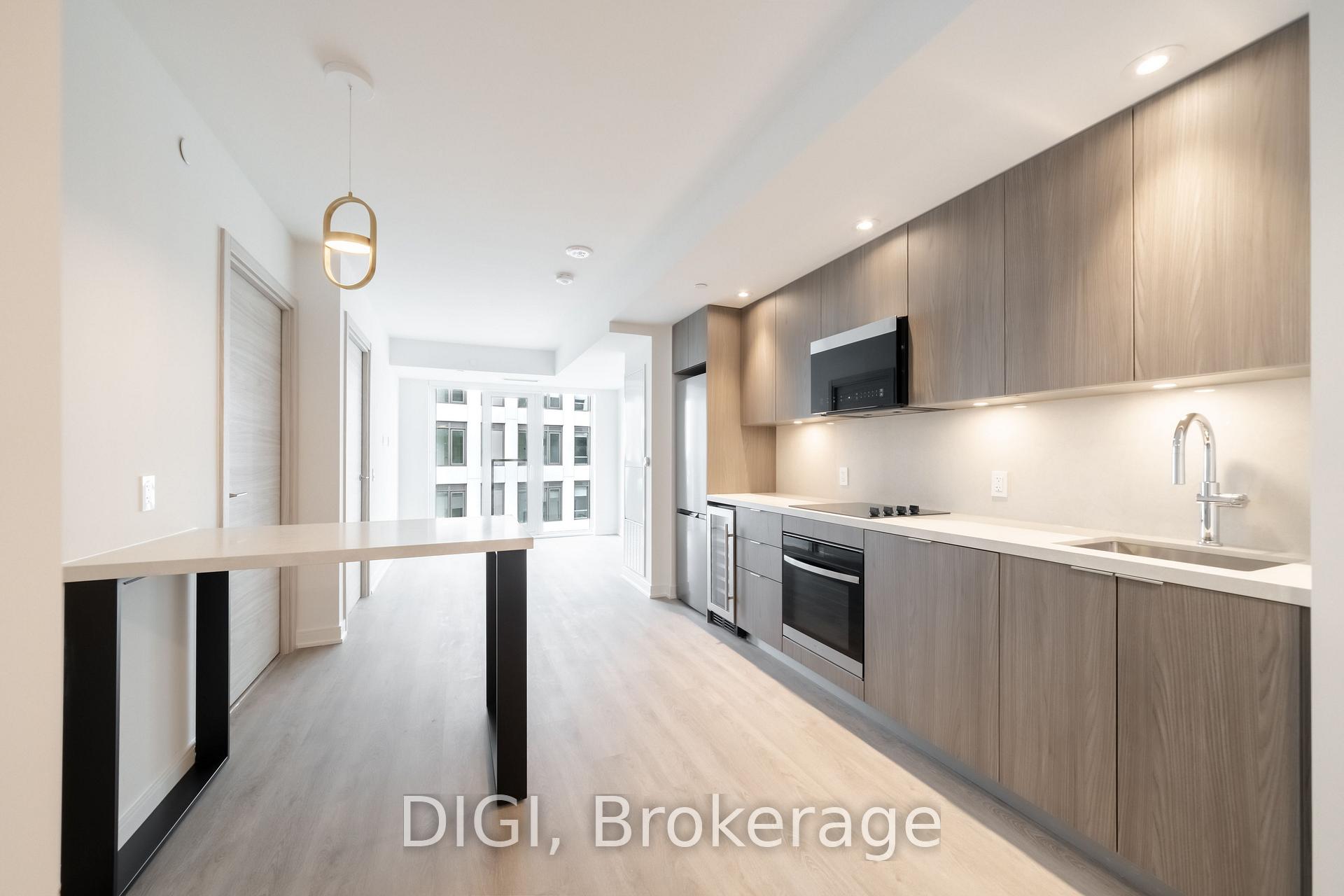 Photo of Unit E725, 485 Perth Avenue