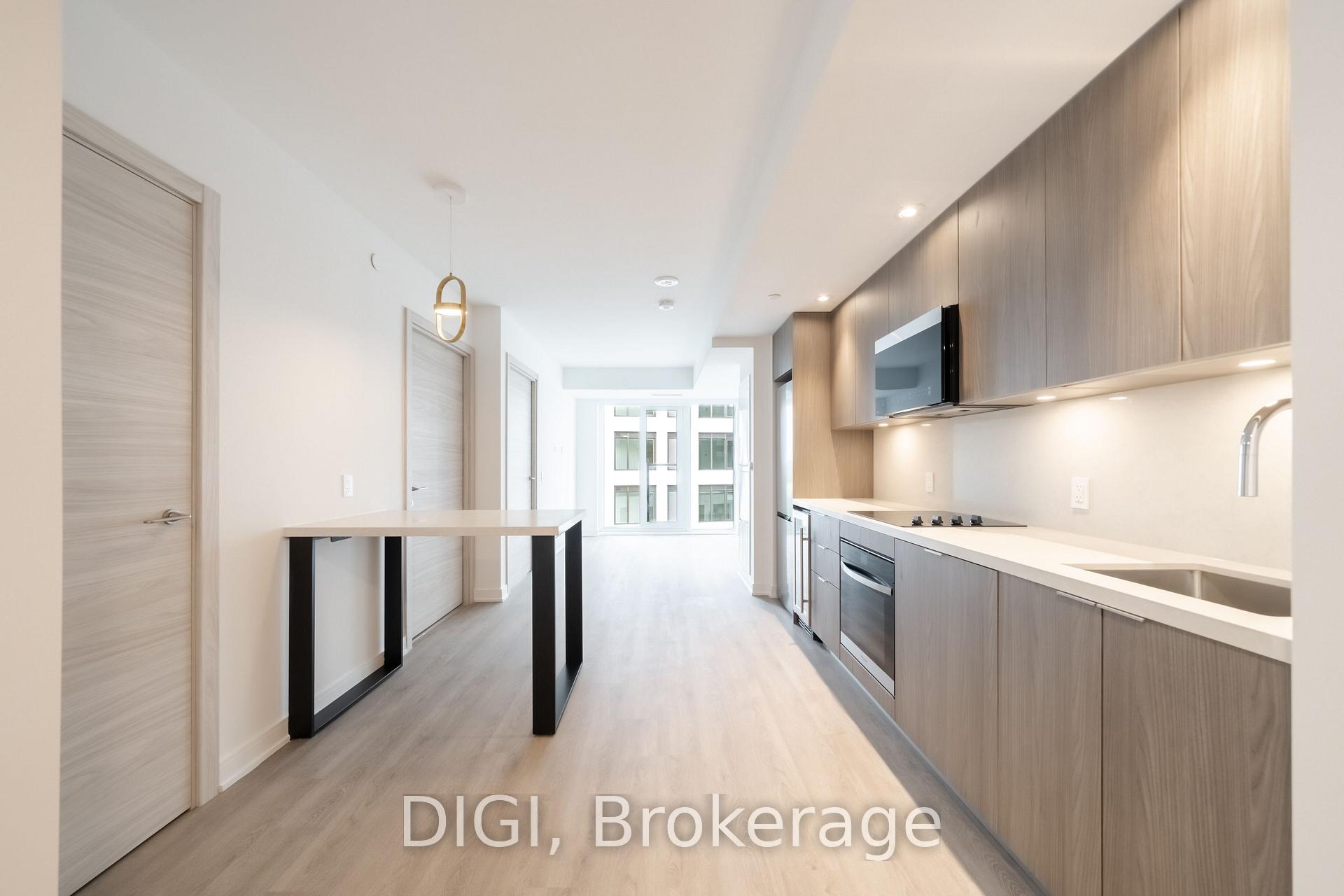 Photo 2 of Unit E725, 485 Perth Avenue, Toronto, Weston-Pellam Park — HOMEH