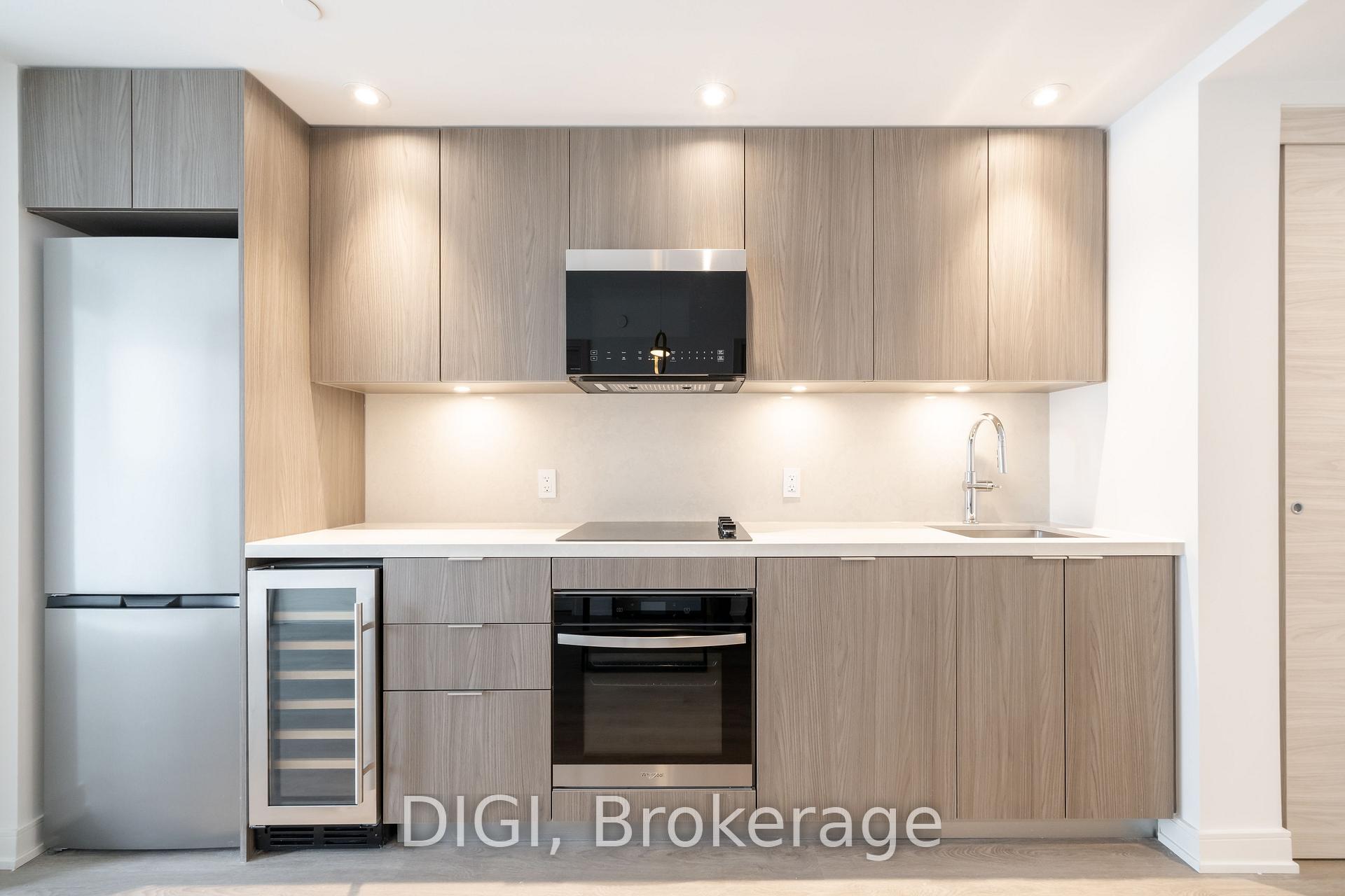 Photo 8 of Unit E725, 485 Perth Avenue, Toronto, Weston-Pellam Park — HOMEH
