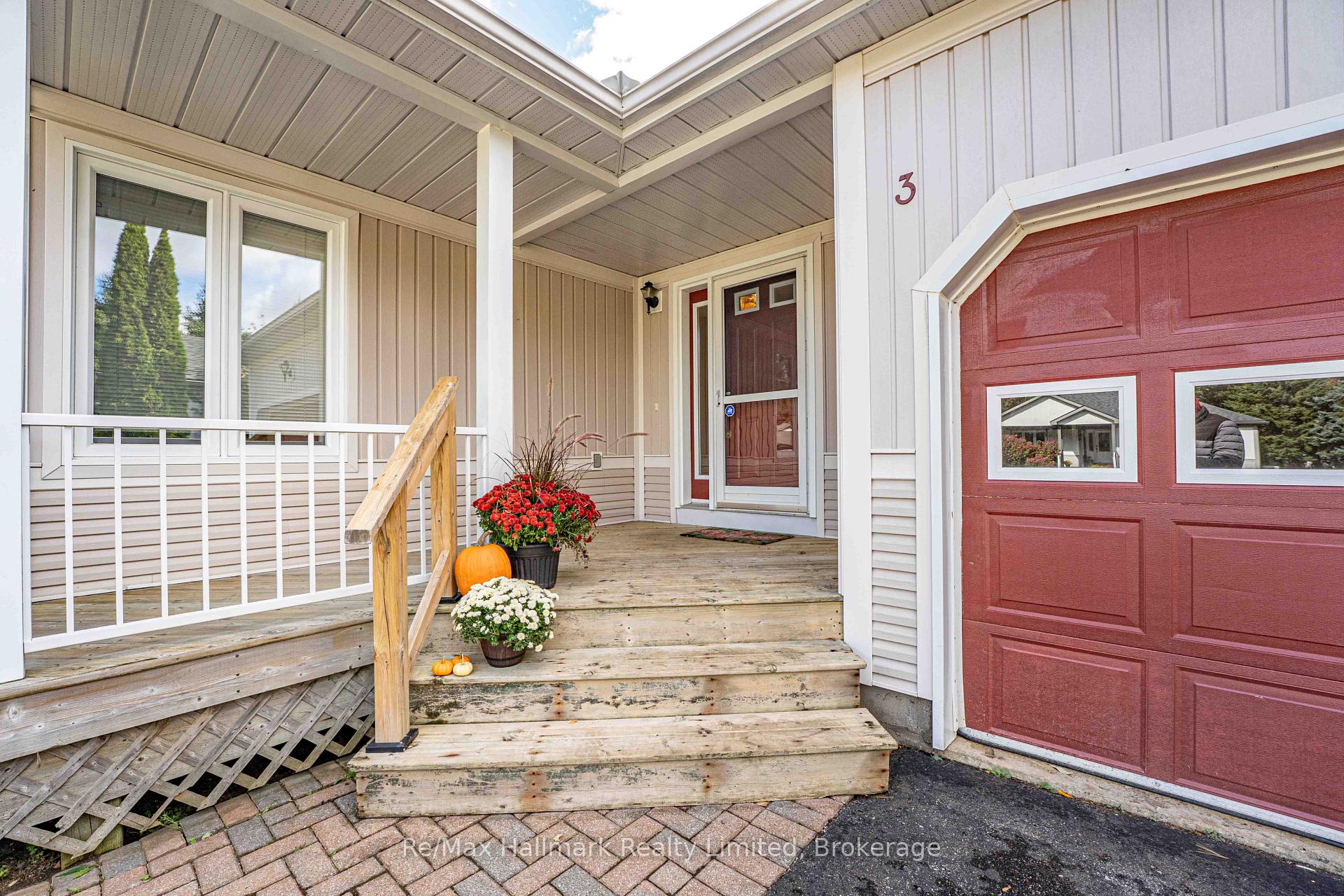 Photo 2 of 3 Woods Hollow, Gravenhurst, Muskoka (S) — HOMEH
