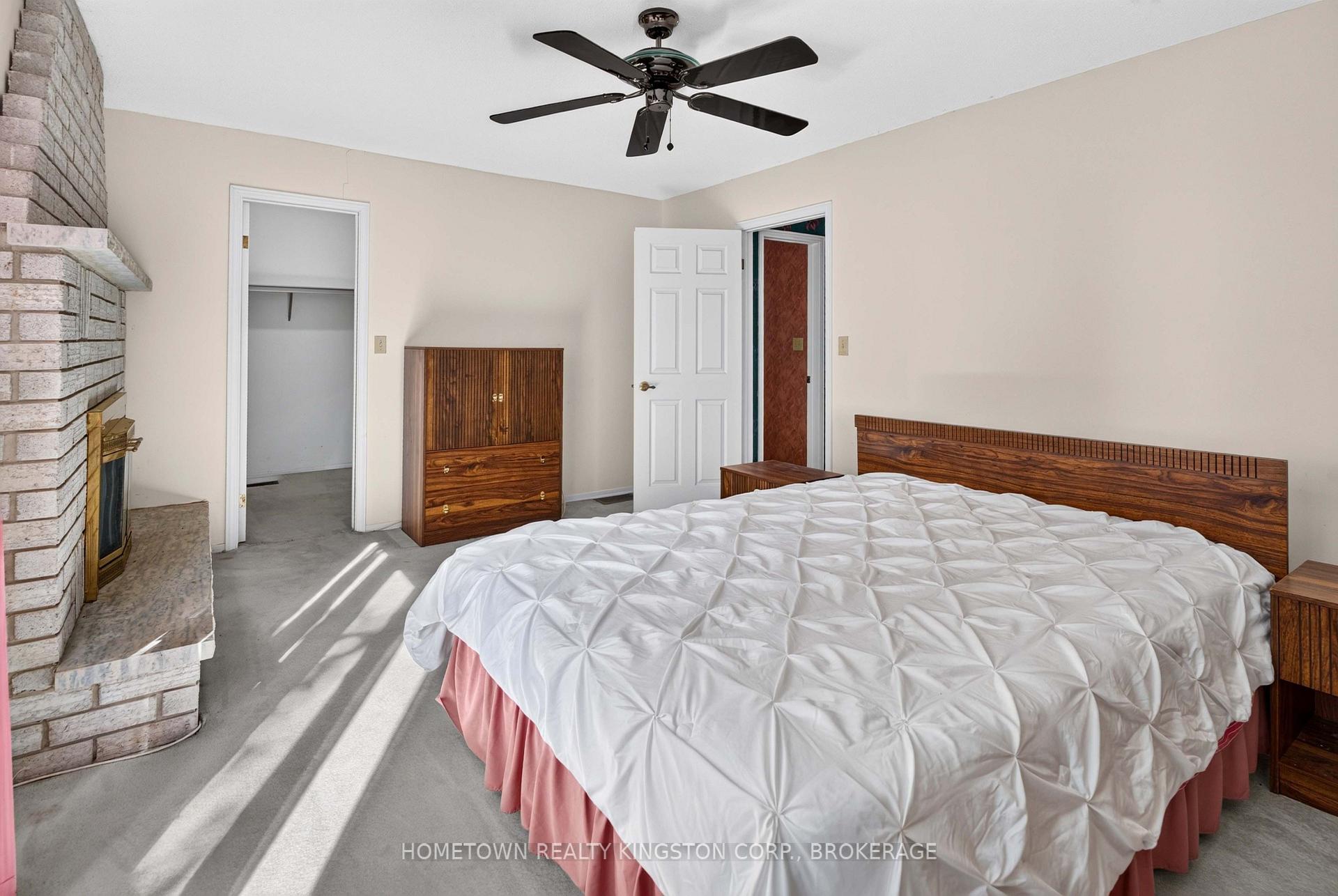 Photo 17 of 1096 Willowood Drive, Kingston, City Northwest — HOMEH