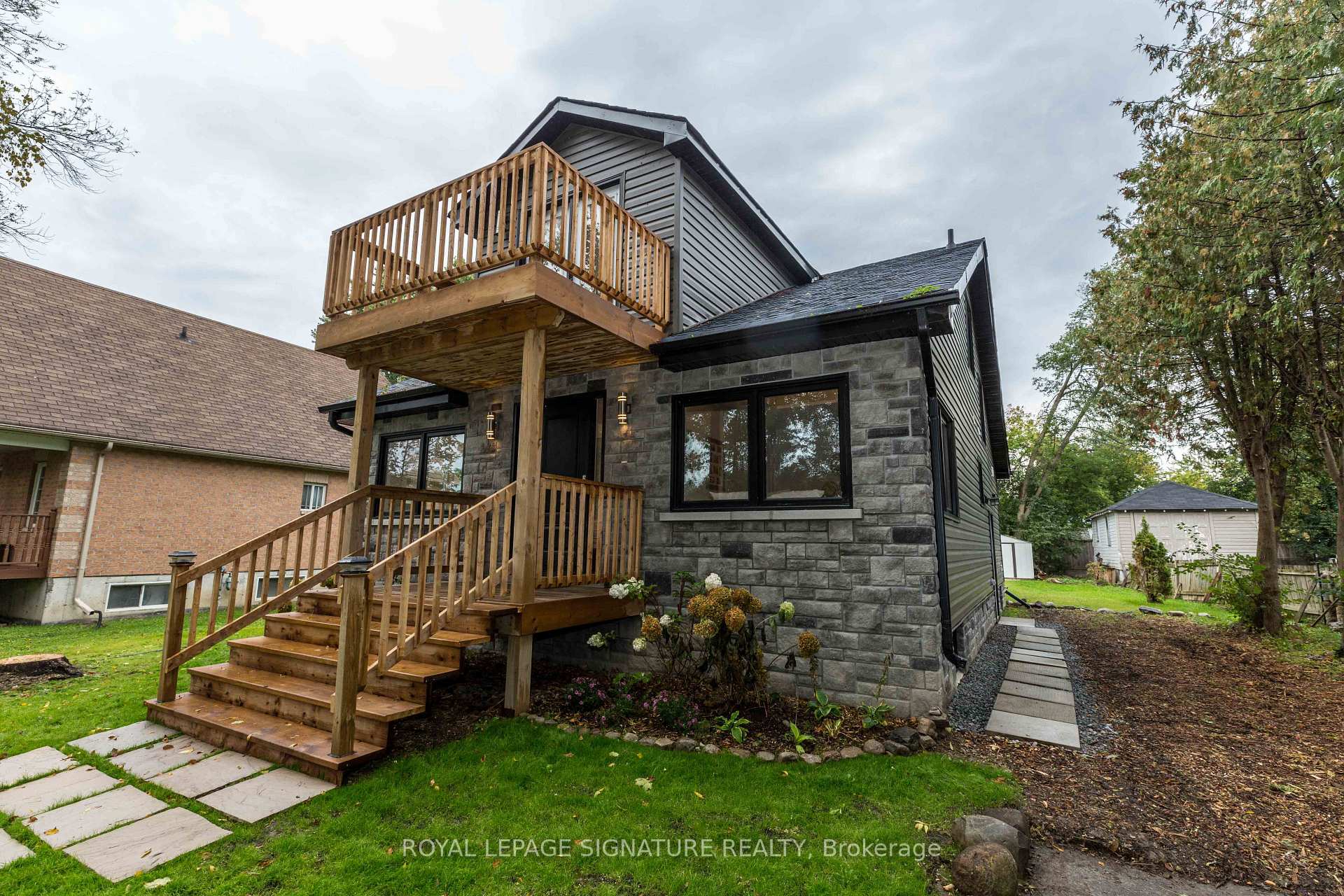 Photo 3 of 815 Rockaway Road, Georgina, Historic Lakeshore Communities — HOMEH
