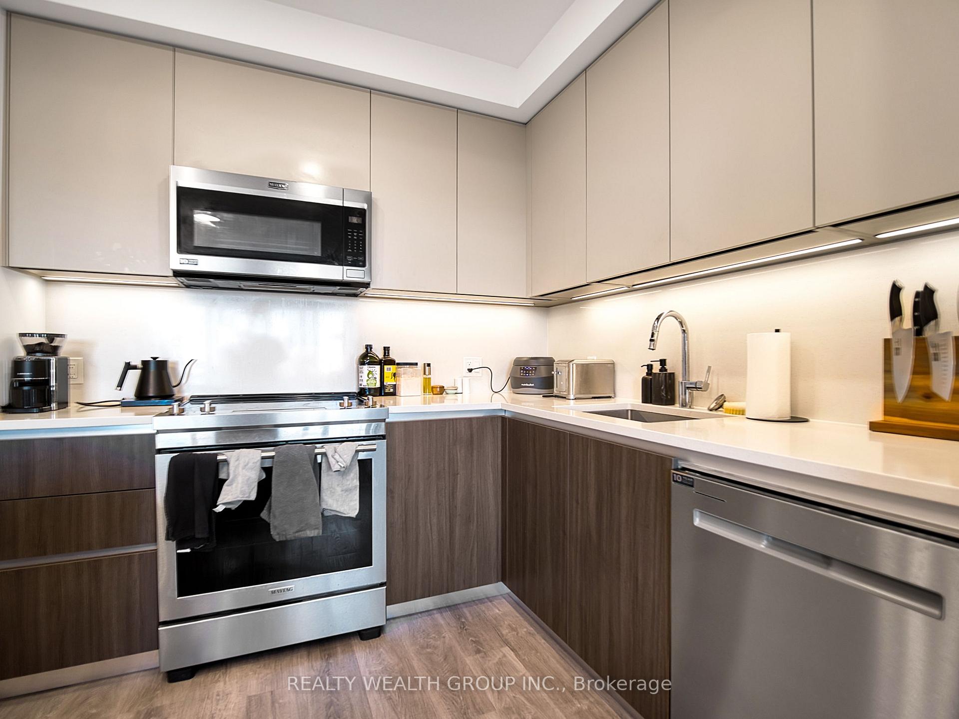 Photo 9 of Unit 409, 195 Hunter Street E, Peterborough, Ashburnham Ward 4 — HOMEH