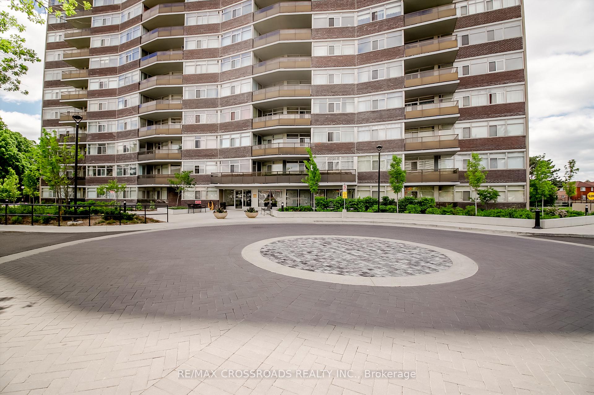 Photo 3 of Unit 606, 3151 Bridletowne Circle, Scarborough, L'Amoreaux — HOMEH