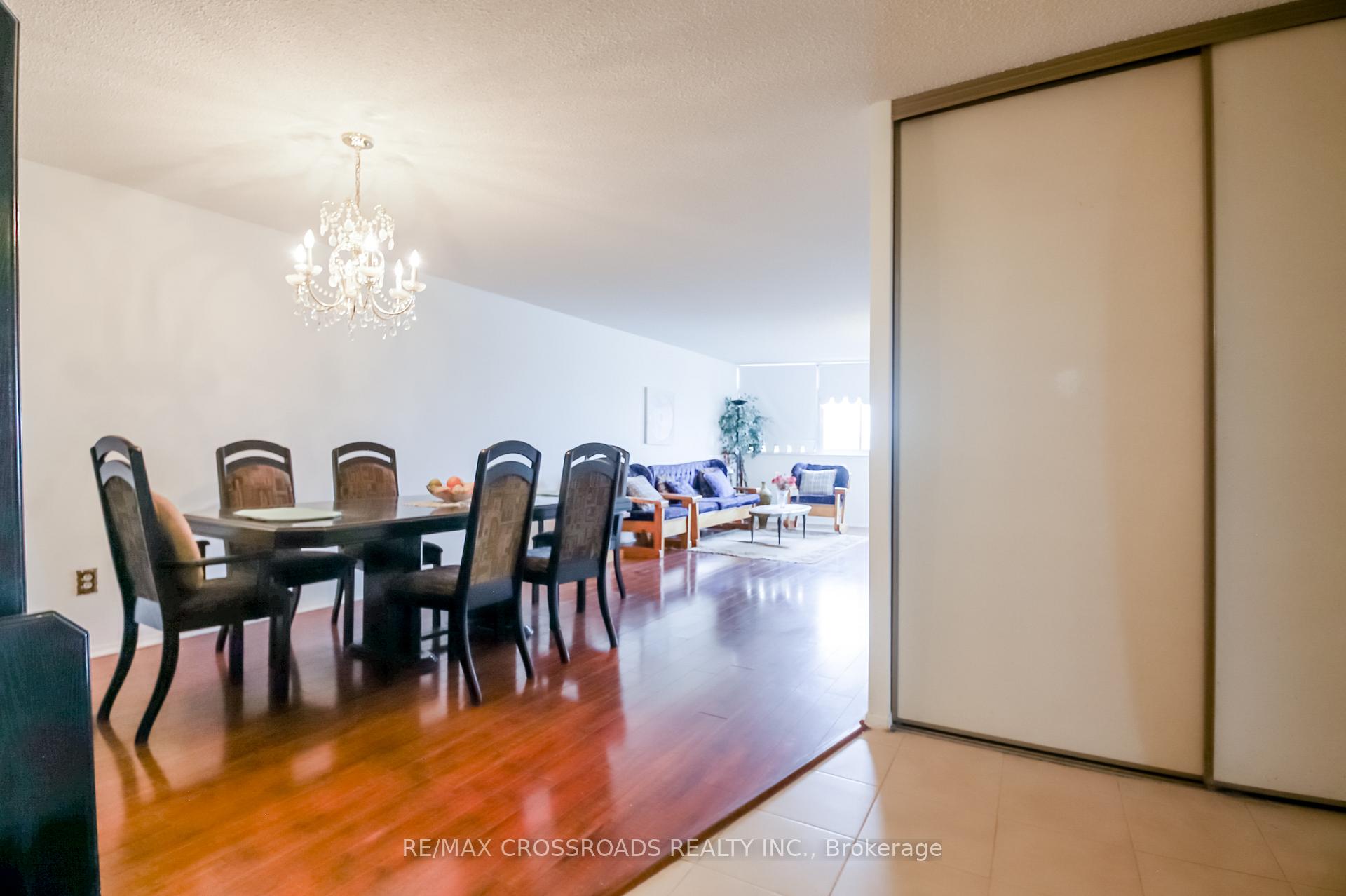 Photo 8 of Unit 606, 3151 Bridletowne Circle, Scarborough, L'Amoreaux — HOMEH