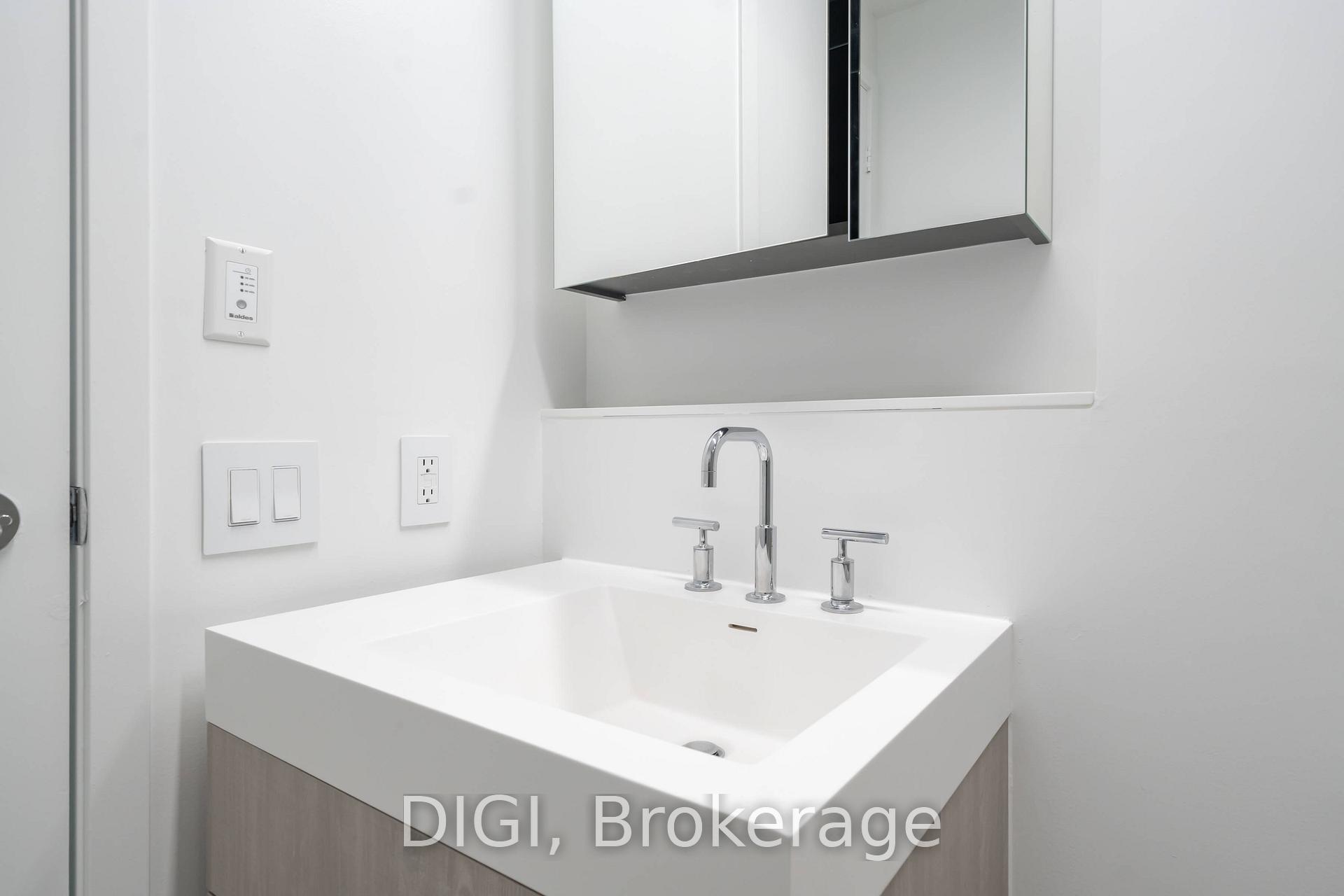 Photo 18 of Unit 1109, 57 Spadina Avenue, Toronto, Waterfront Communities — HOMEH