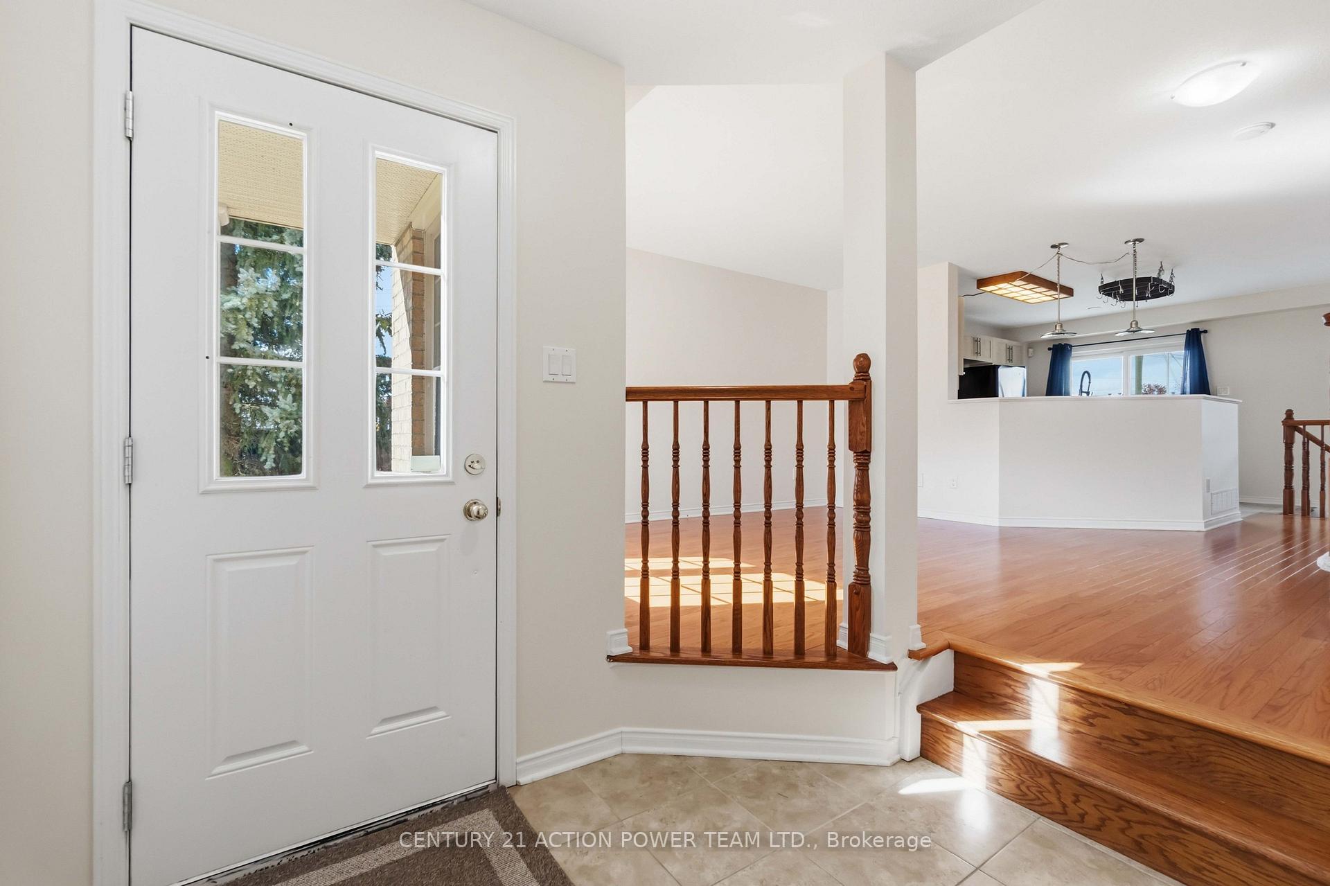 Photo 3 of 2087 Valin Street, Ottawa, Springridge/East Village — HOMEH