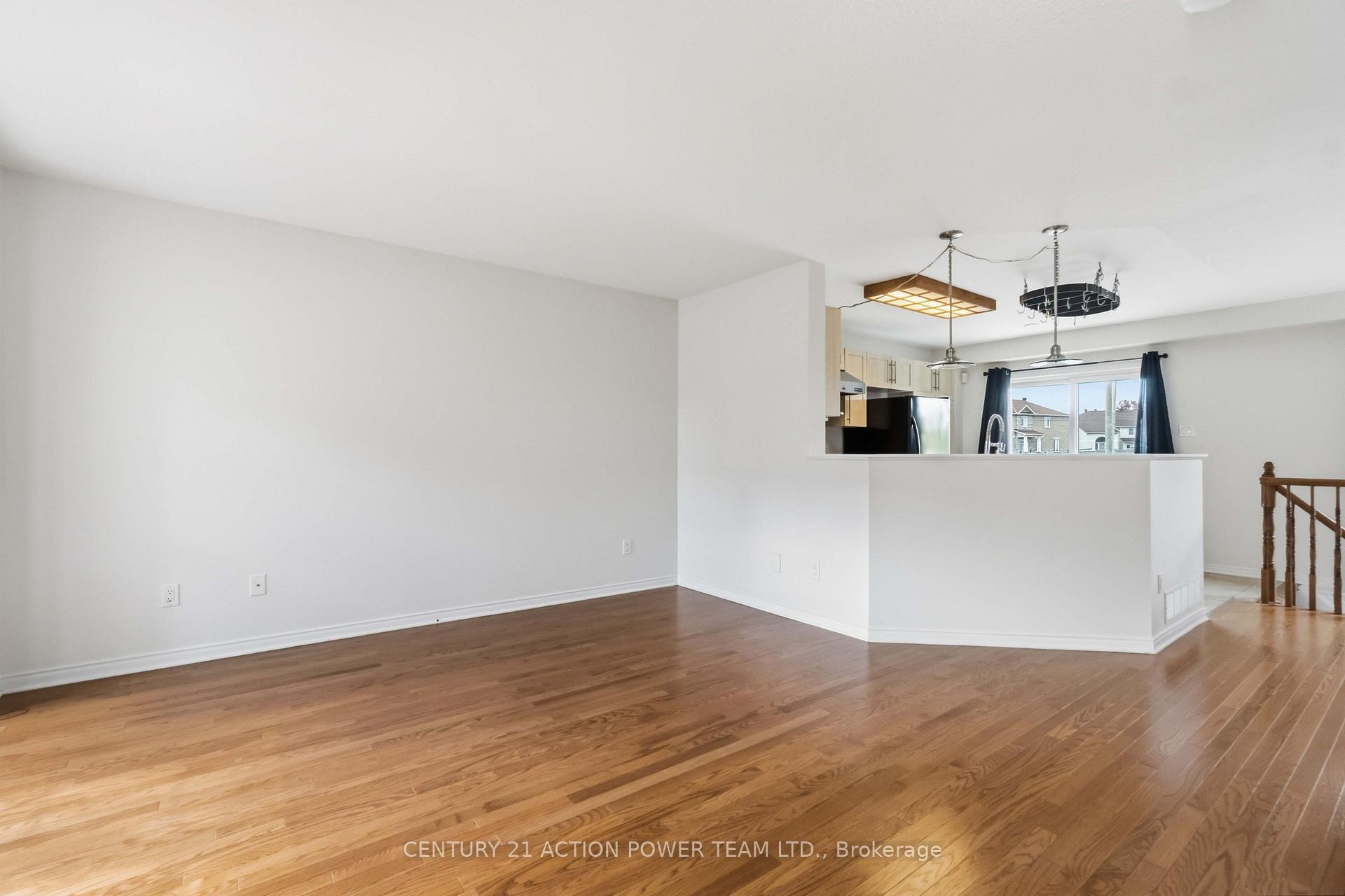 Photo 5 of 2087 Valin Street, Ottawa, Springridge/East Village — HOMEH