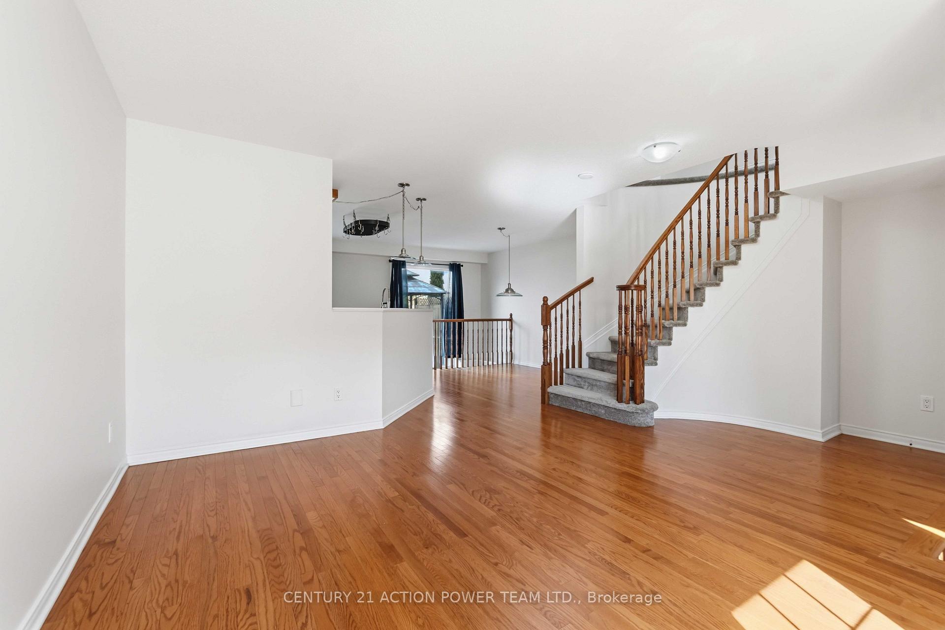 Photo 7 of 2087 Valin Street, Ottawa, Springridge/East Village — HOMEH