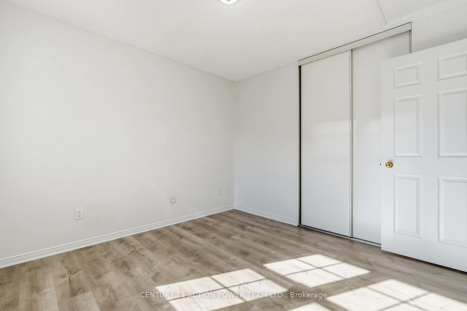 Photo 21 of 2087 Valin Street, Ottawa, Springridge/East Village — HOMEH