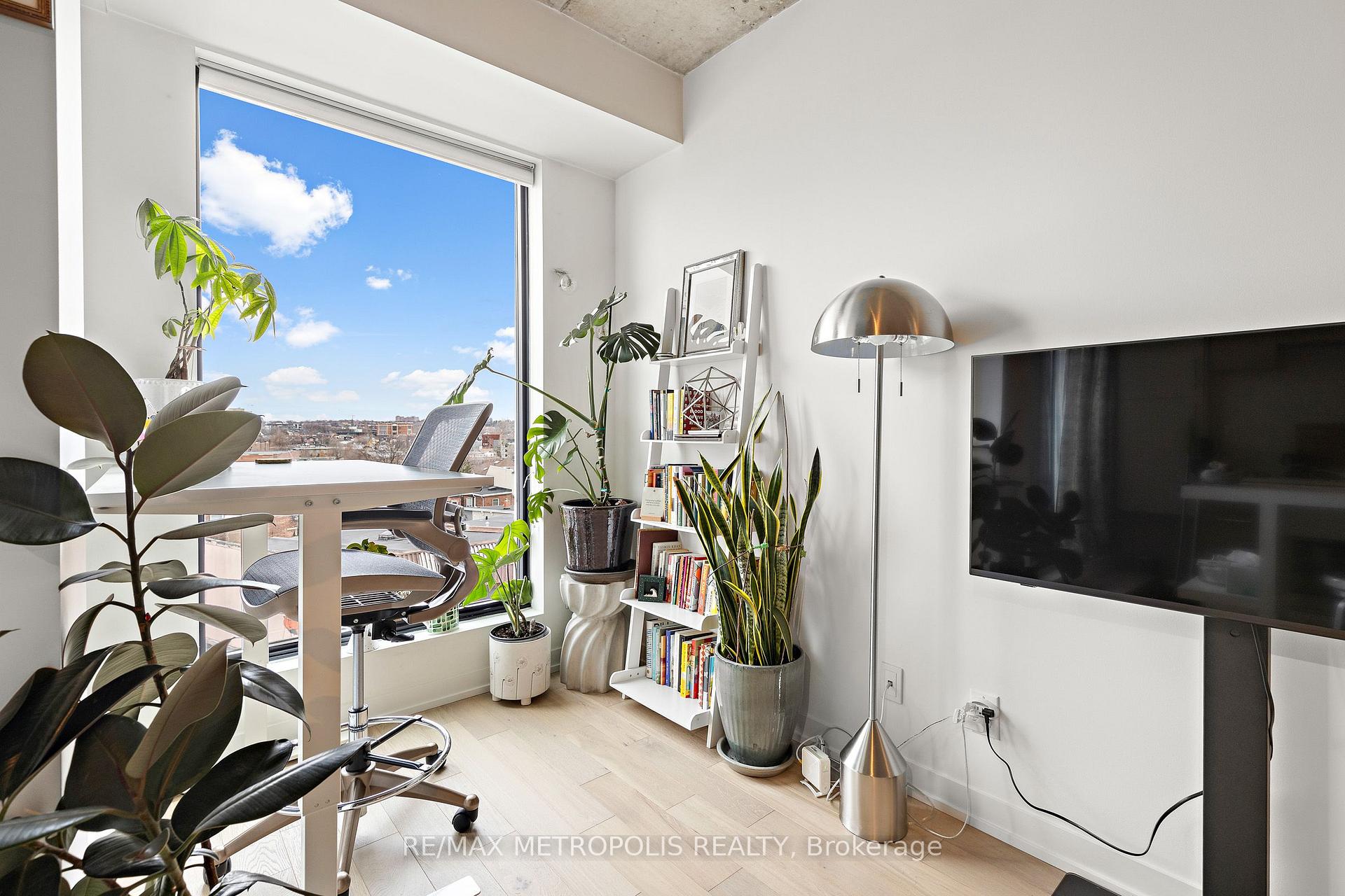 Photo 13 of Unit 608, 530 Indian Grove, Toronto, Junction Area — HOMEH