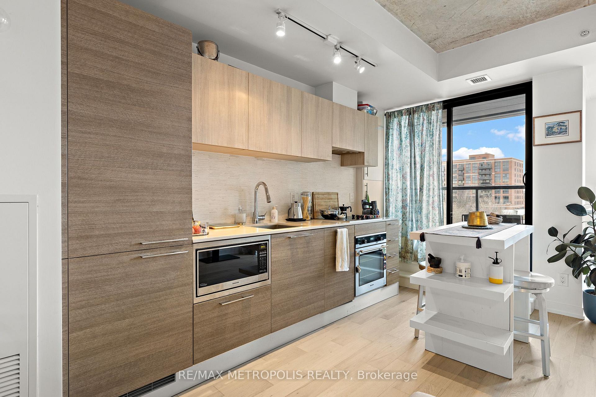 Photo 18 of Unit 608, 530 Indian Grove, Toronto, Junction Area — HOMEH