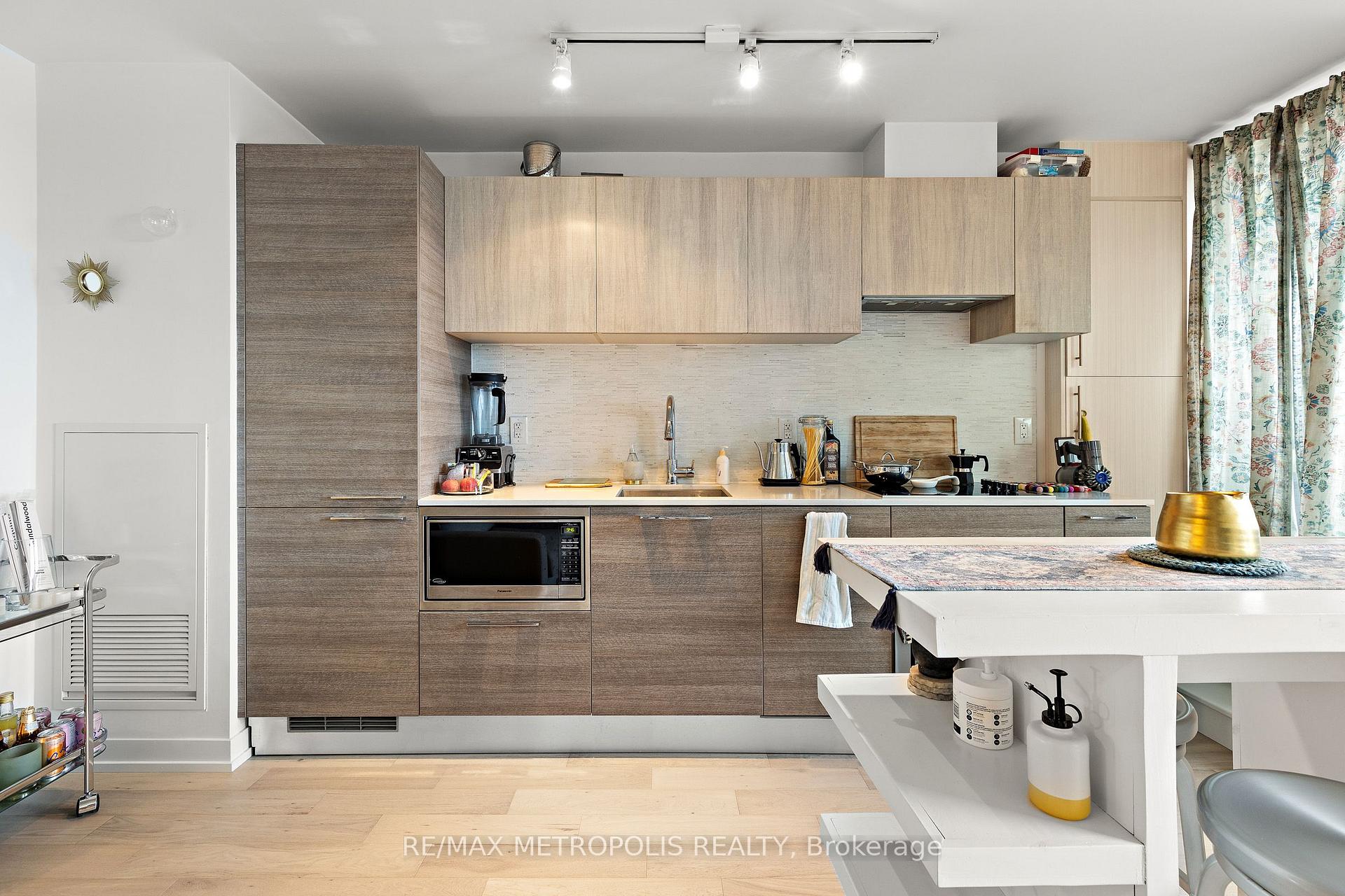 Photo 20 of Unit 608, 530 Indian Grove, Toronto, Junction Area — HOMEH