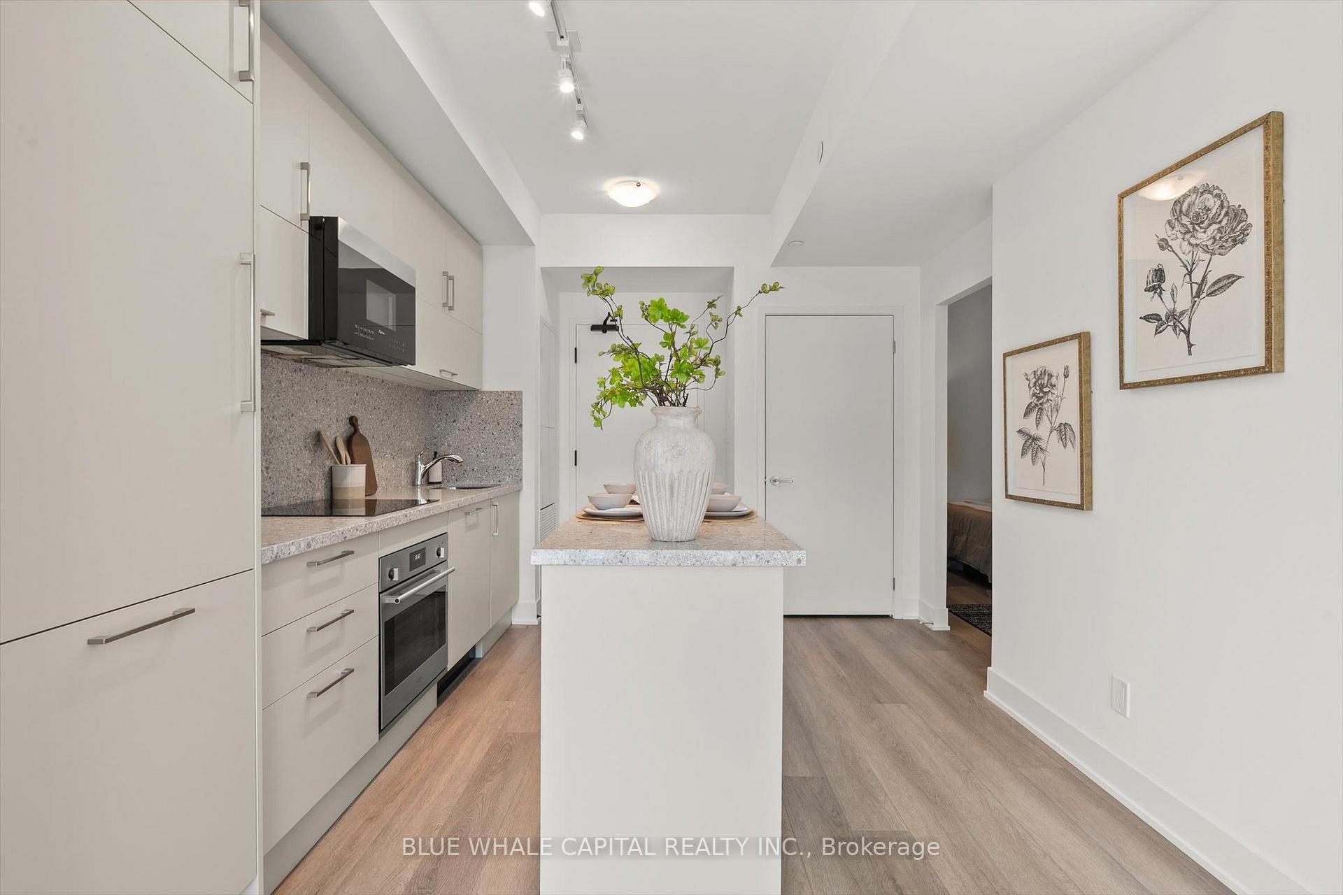 Photo 10 of Unit 901, 38 Andre De Grasse Street, Markham, Unionville — HOMEH