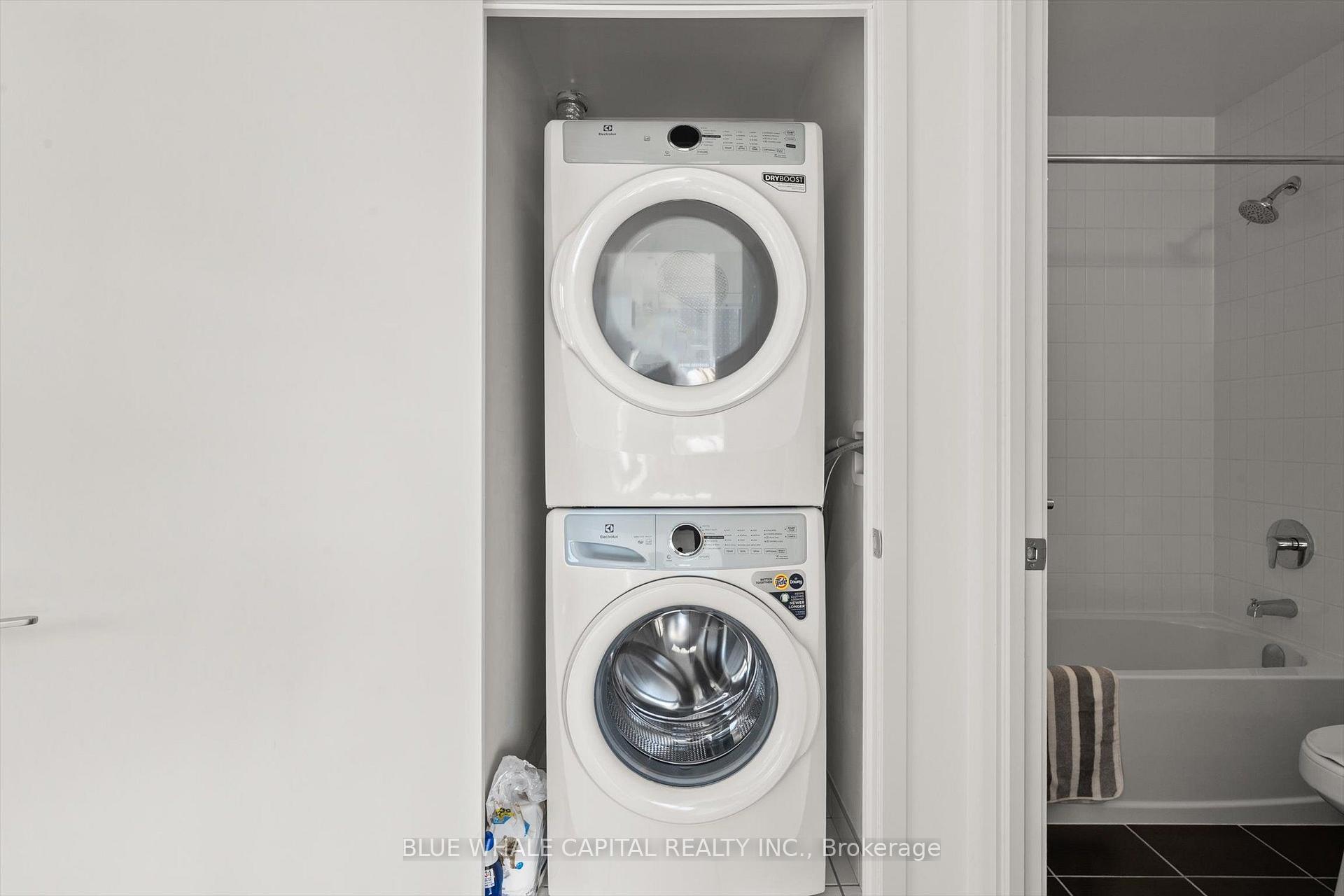 Photo 23 of Unit 901, 38 Andre De Grasse Street, Markham, Unionville — HOMEH