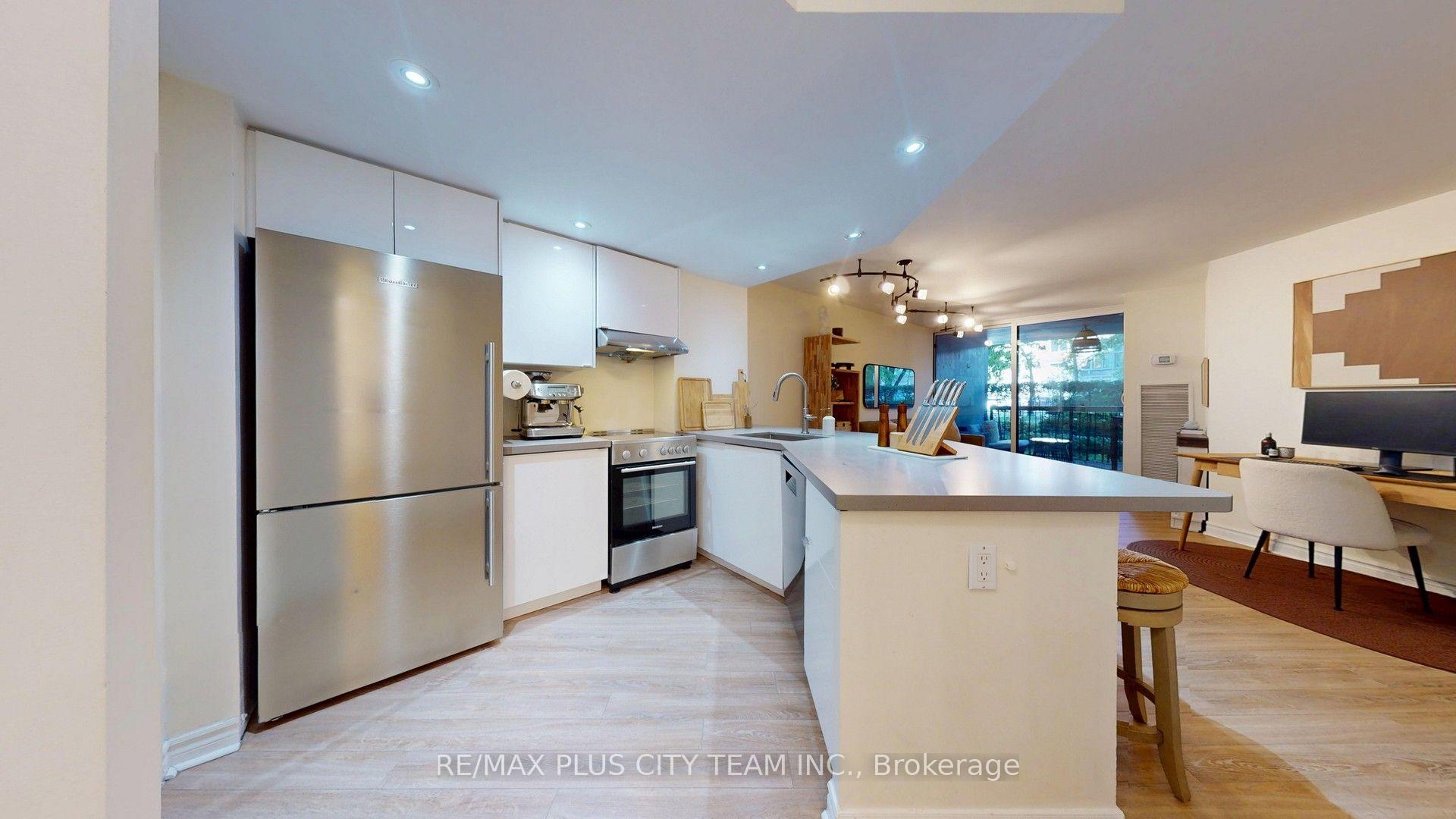 Photo 9 of Unit 123, 77 Maitland Place, Toronto, Cabbagetown-South St. James Town — HOMEH
