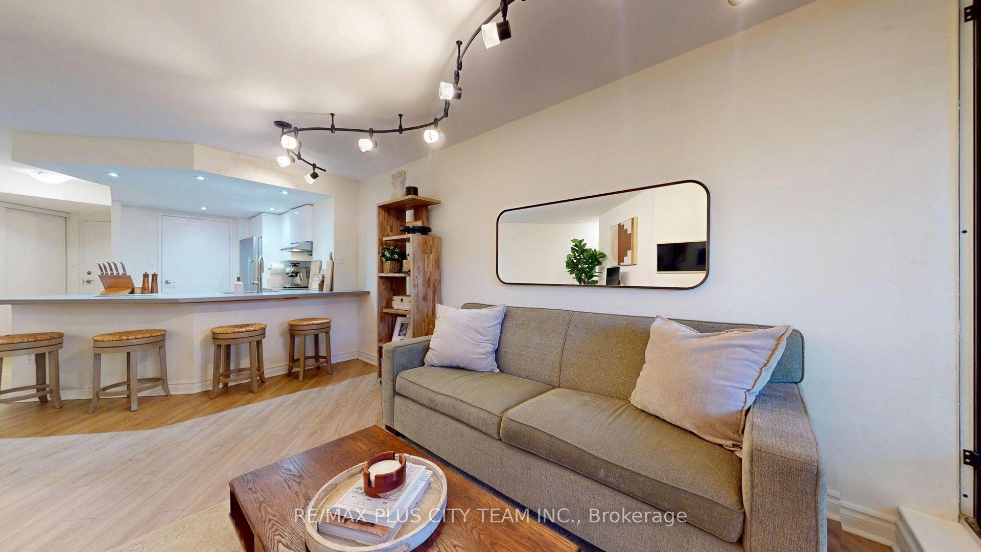 Photo 8 of Unit 123, 77 Maitland Place, Toronto, Cabbagetown-South St. James Town — HOMEH