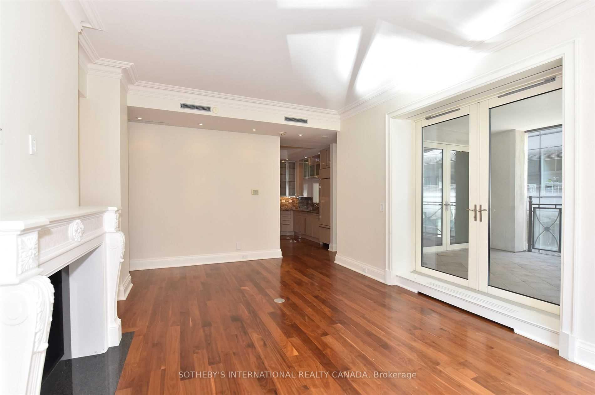 Photo 7 of Unit 6D, 1 St. Thomas Street, Toronto, Bay Street Corridor — HOMEH