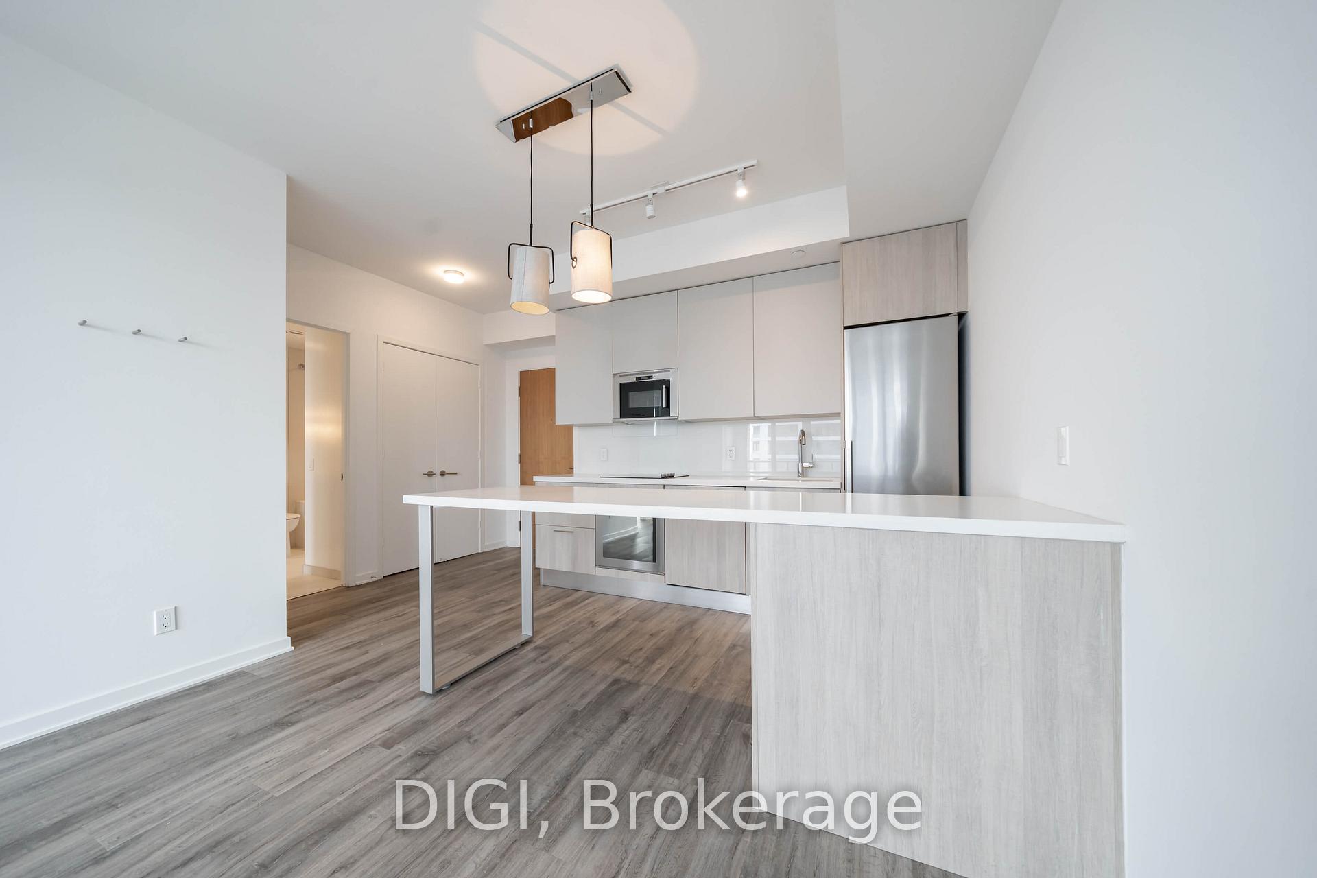 Photo 3 of Unit 708, 25 Selby Street, Toronto, North St. James Town — HOMEH
