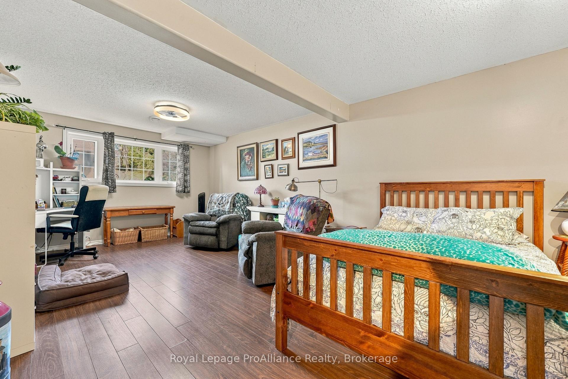 Photo 24 of 37 Reid Street, Quinte West, Trenton Ward — HOMEH