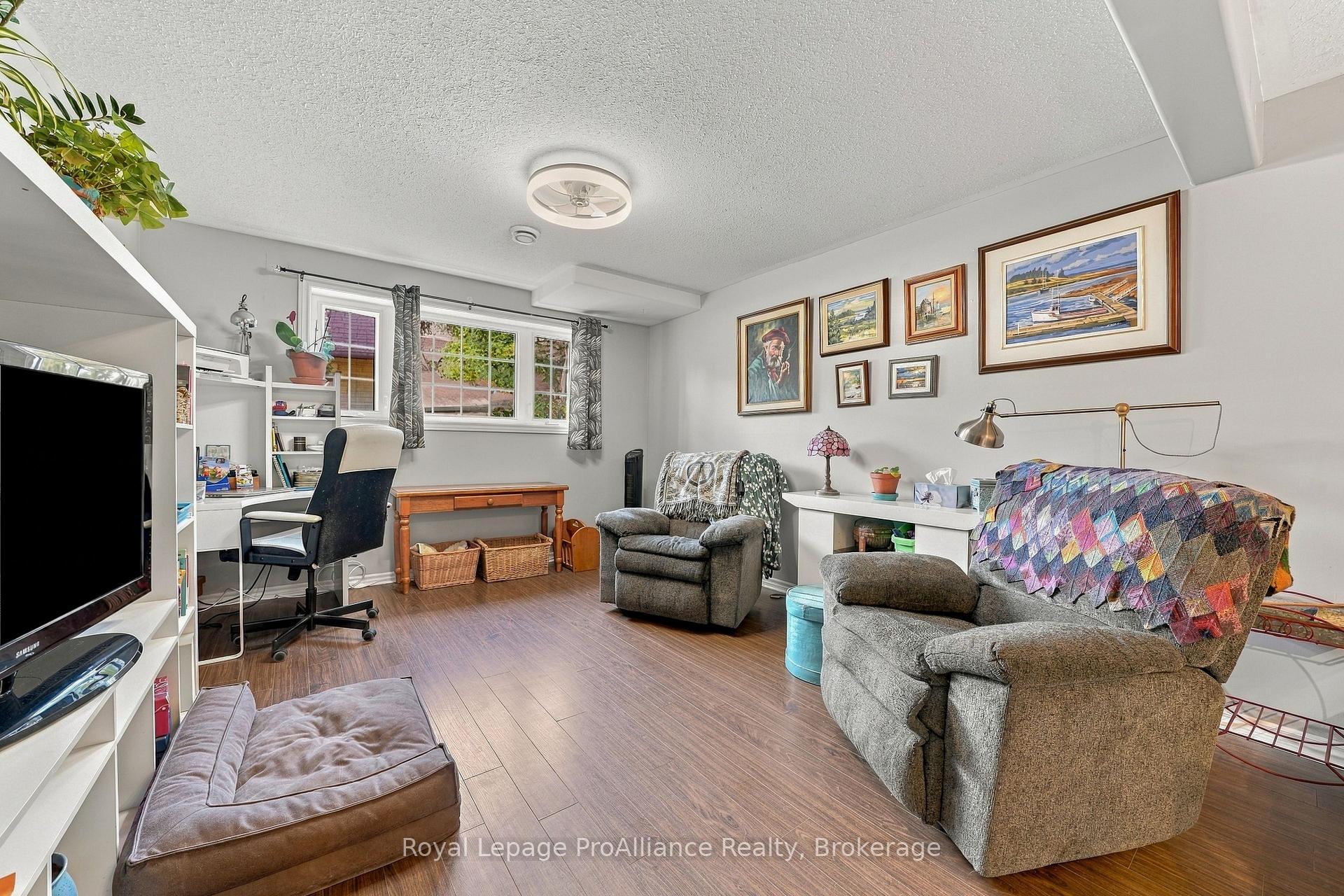 Photo 25 of 37 Reid Street, Quinte West, Trenton Ward — HOMEH