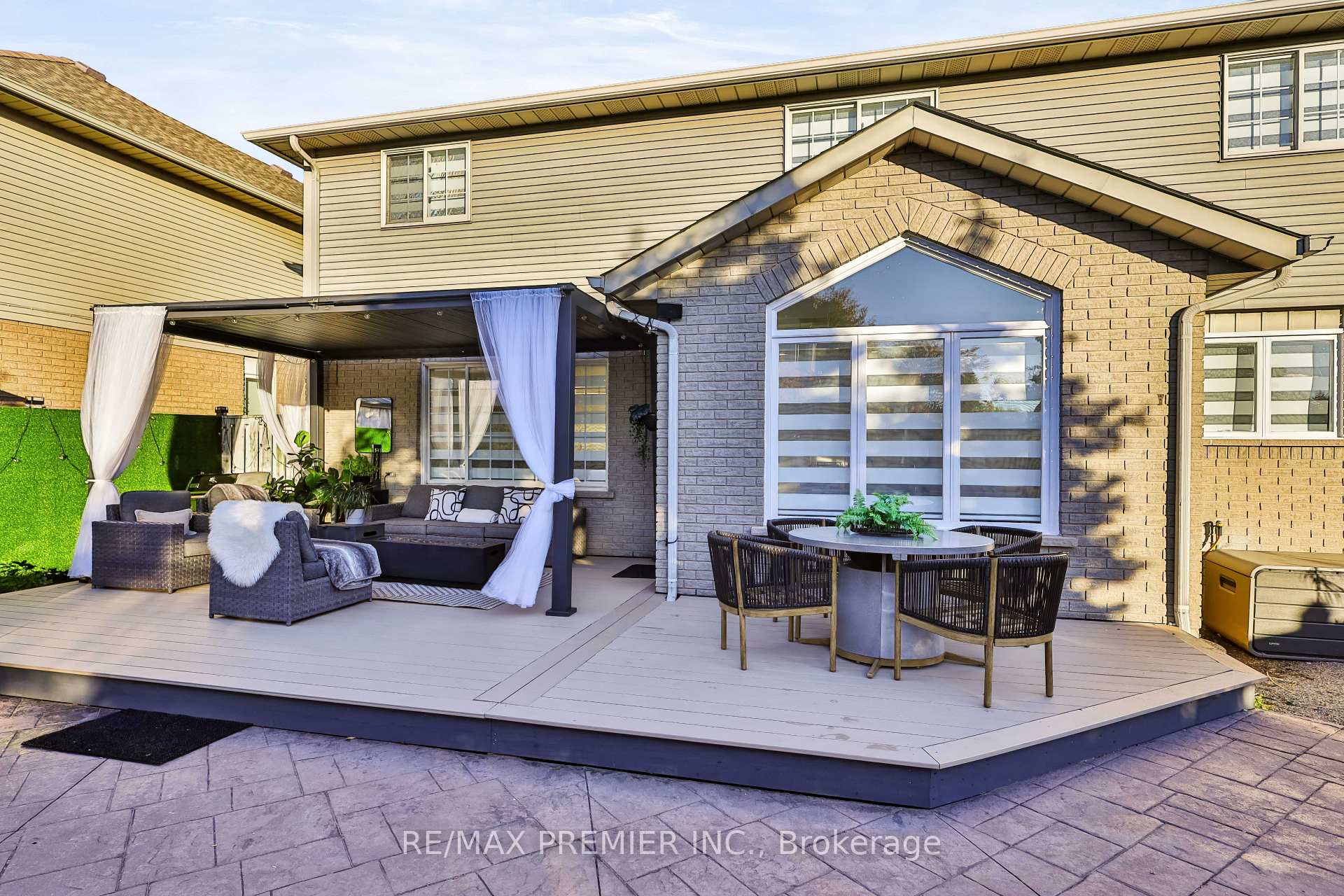 Photo 87 of 501 Winona Road, Hamilton, Winona Park — HOMEH