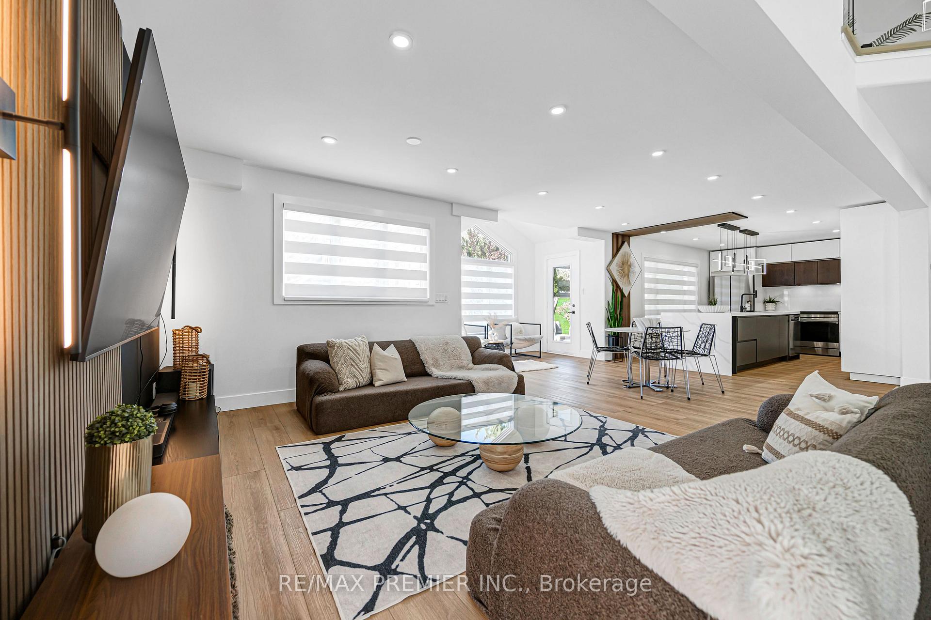 Photo 14 of 501 Winona Road, Hamilton, Winona Park — HOMEH