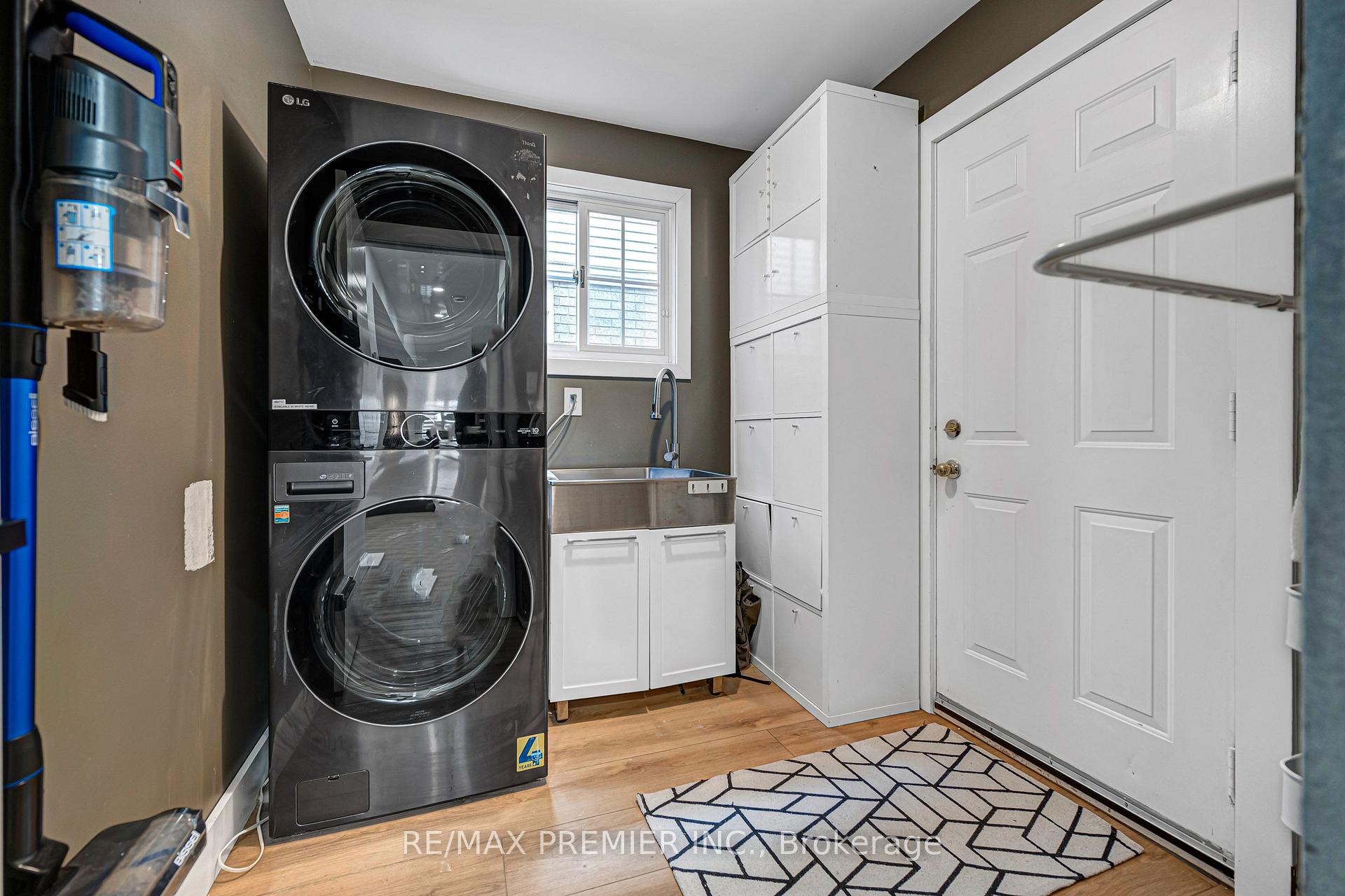 Photo 40 of 501 Winona Road, Hamilton, Winona Park — HOMEH