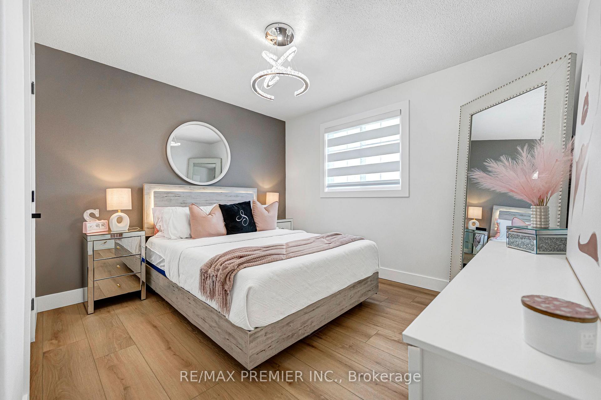 Photo 58 of 501 Winona Road, Hamilton, Winona Park — HOMEH