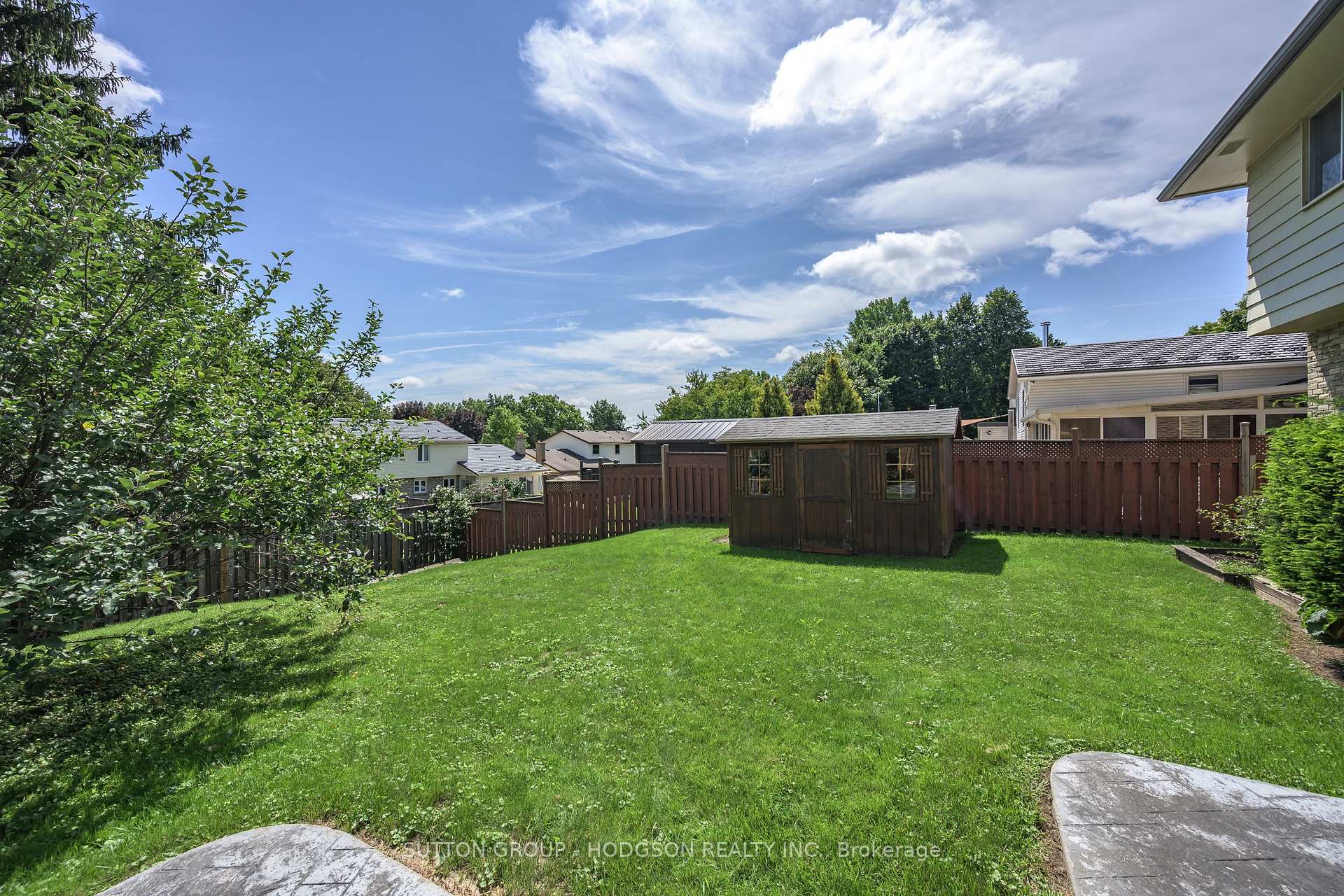 Photo 3 of 738 Cranbrook Road, London, South M — HOMEH