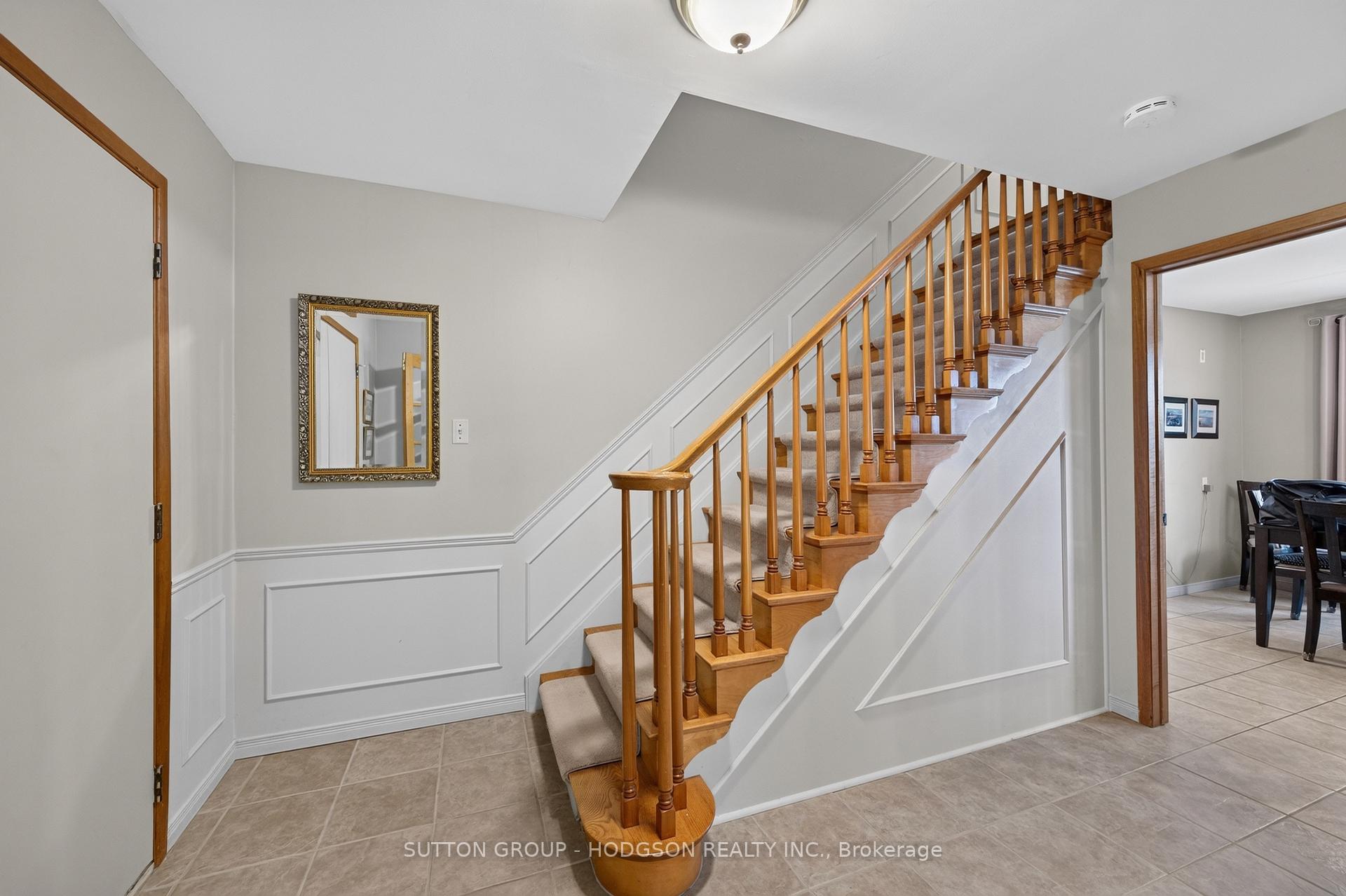 Photo 7 of 738 Cranbrook Road, London, South M — HOMEH