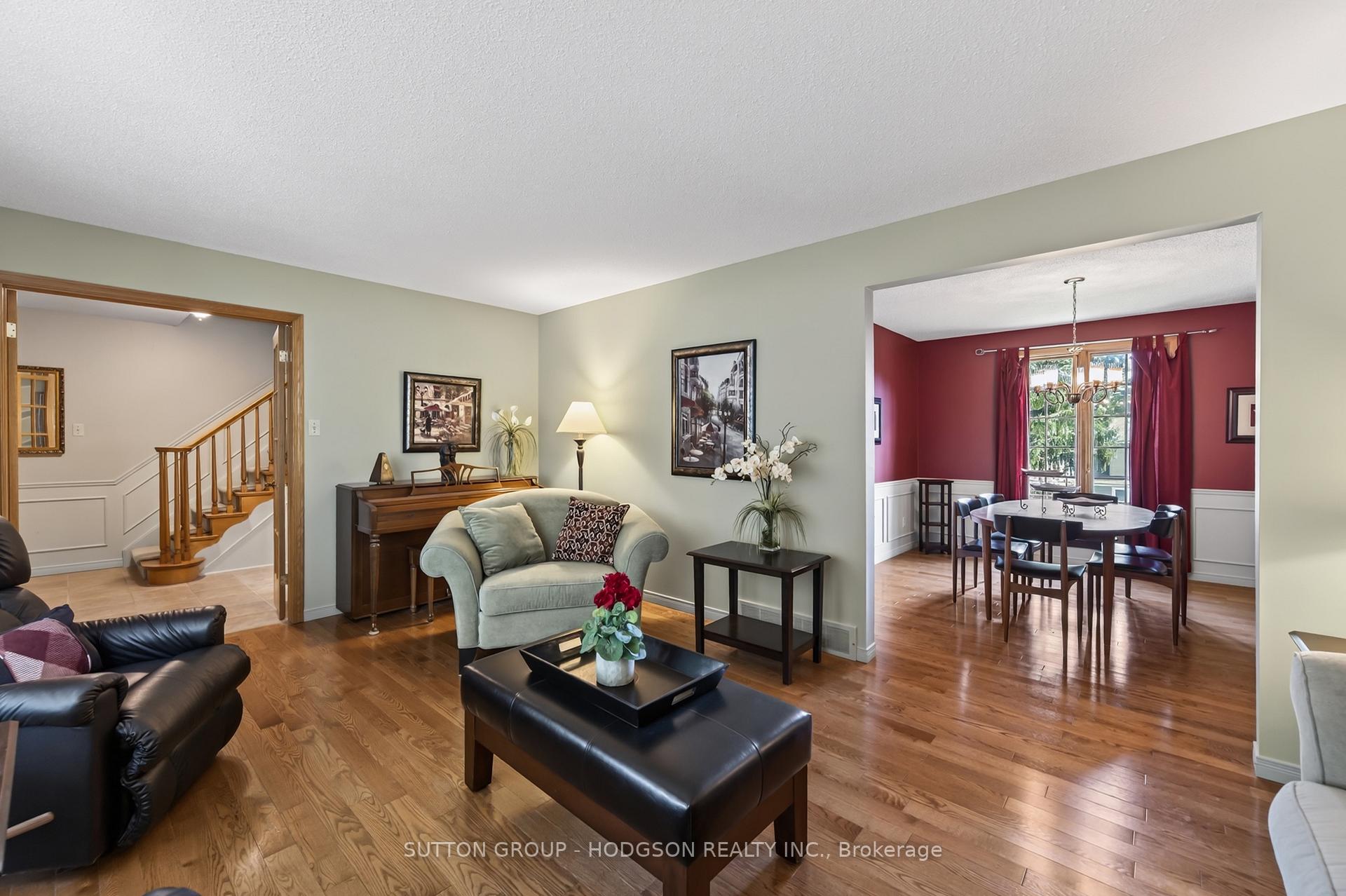 Photo 10 of 738 Cranbrook Road, London, South M — HOMEH