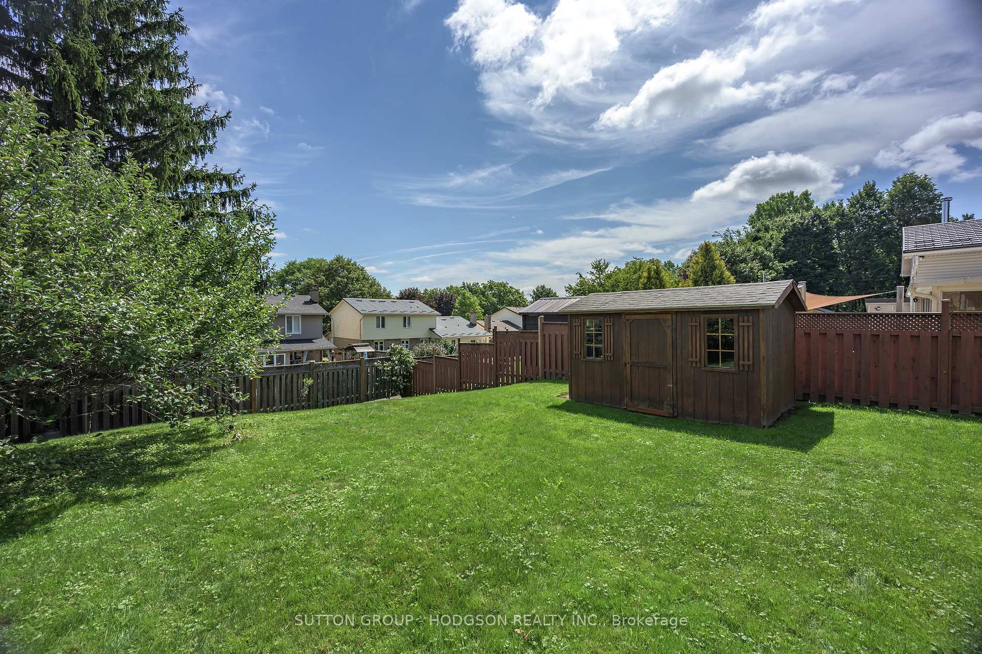 Photo 36 of 738 Cranbrook Road, London, South M — HOMEH