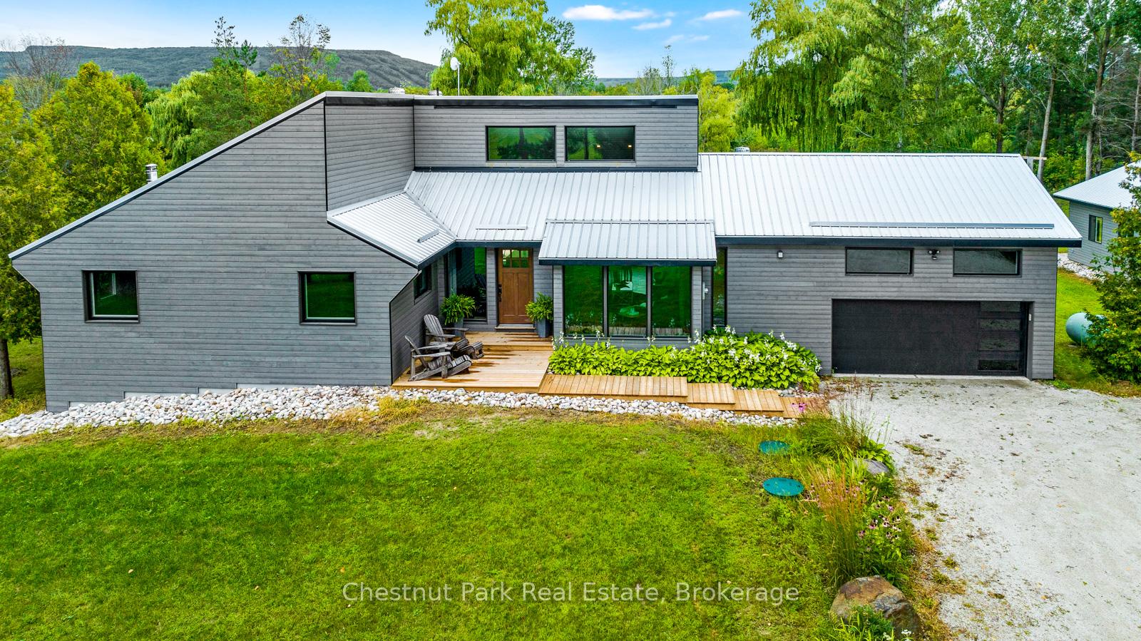 Photo of 2890 Nottawasaga Conc 10