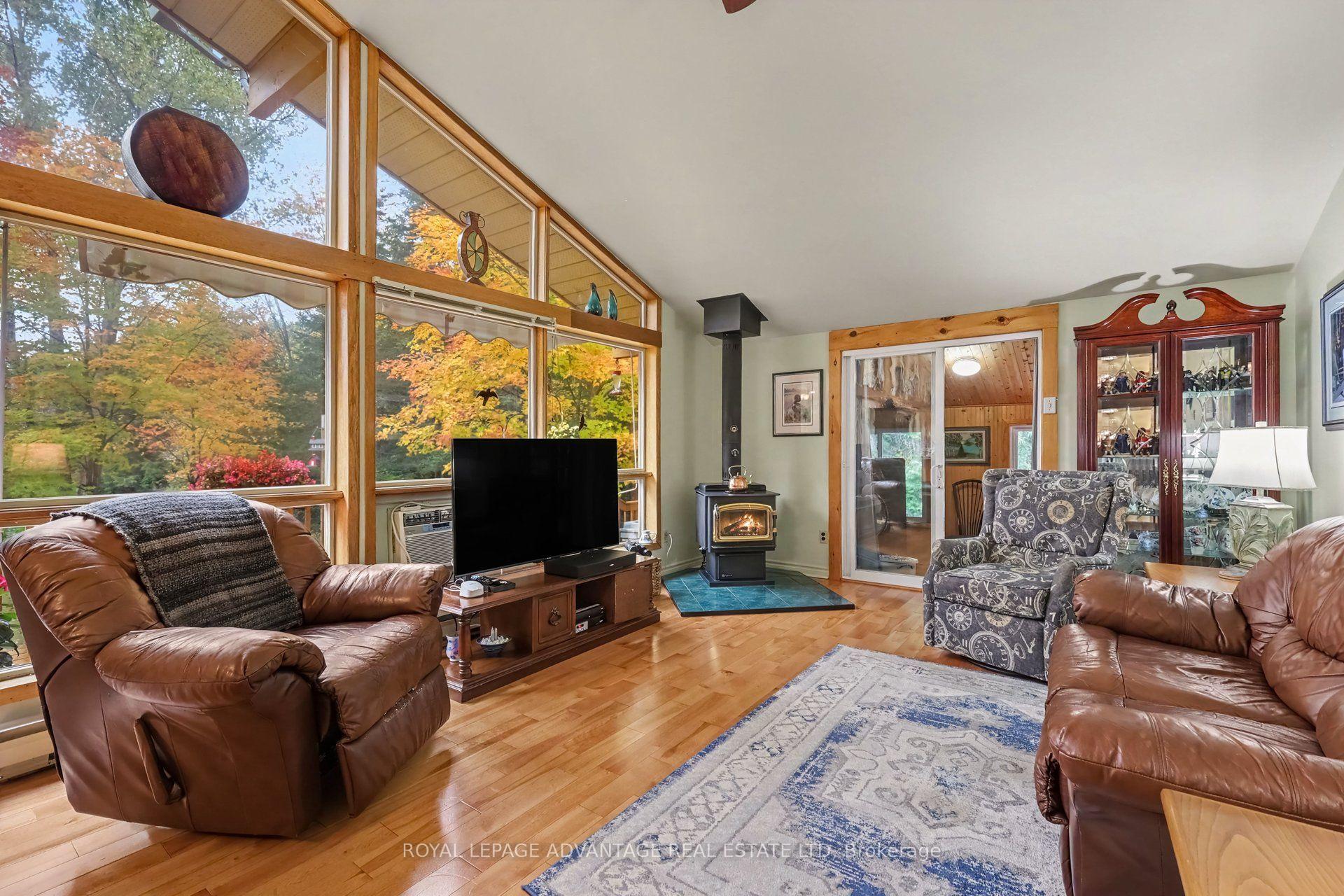 Photo 5 of 2674 Smith Road, Frontenac, Frontenac North — HOMEH