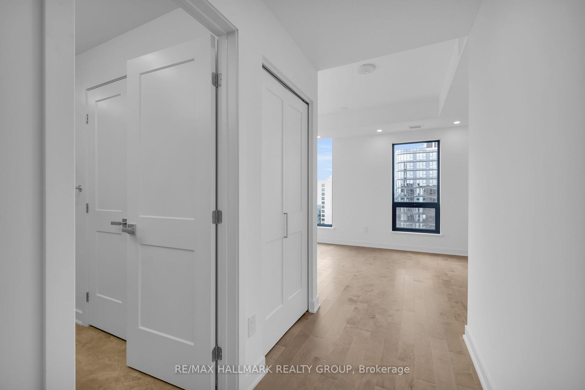 Photo 4 of Unit 2604, 340 Queen Street, Ottawa, Ottawa Centre — HOMEH