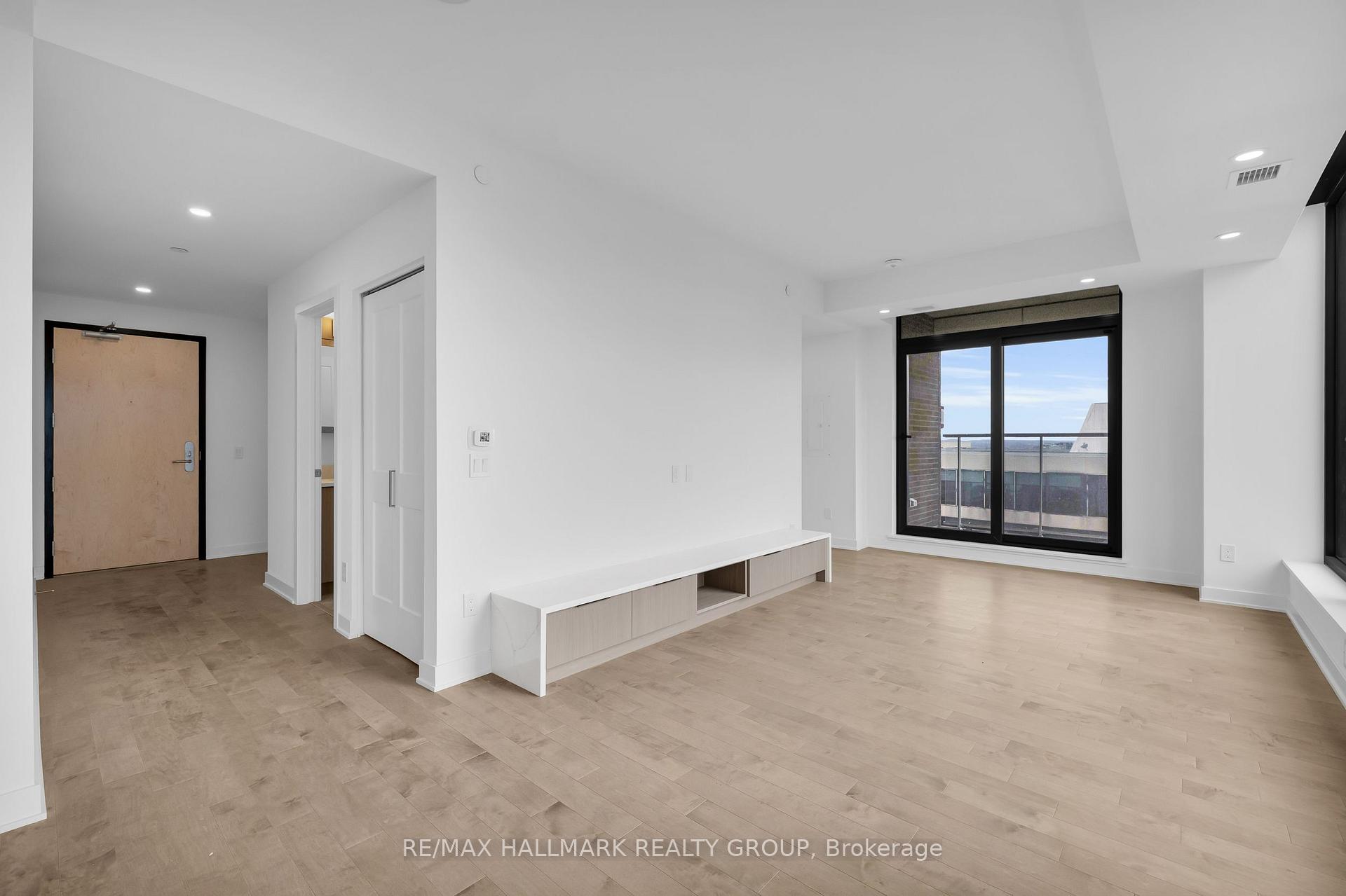 Photo 7 of Unit 2604, 340 Queen Street, Ottawa, Ottawa Centre — HOMEH