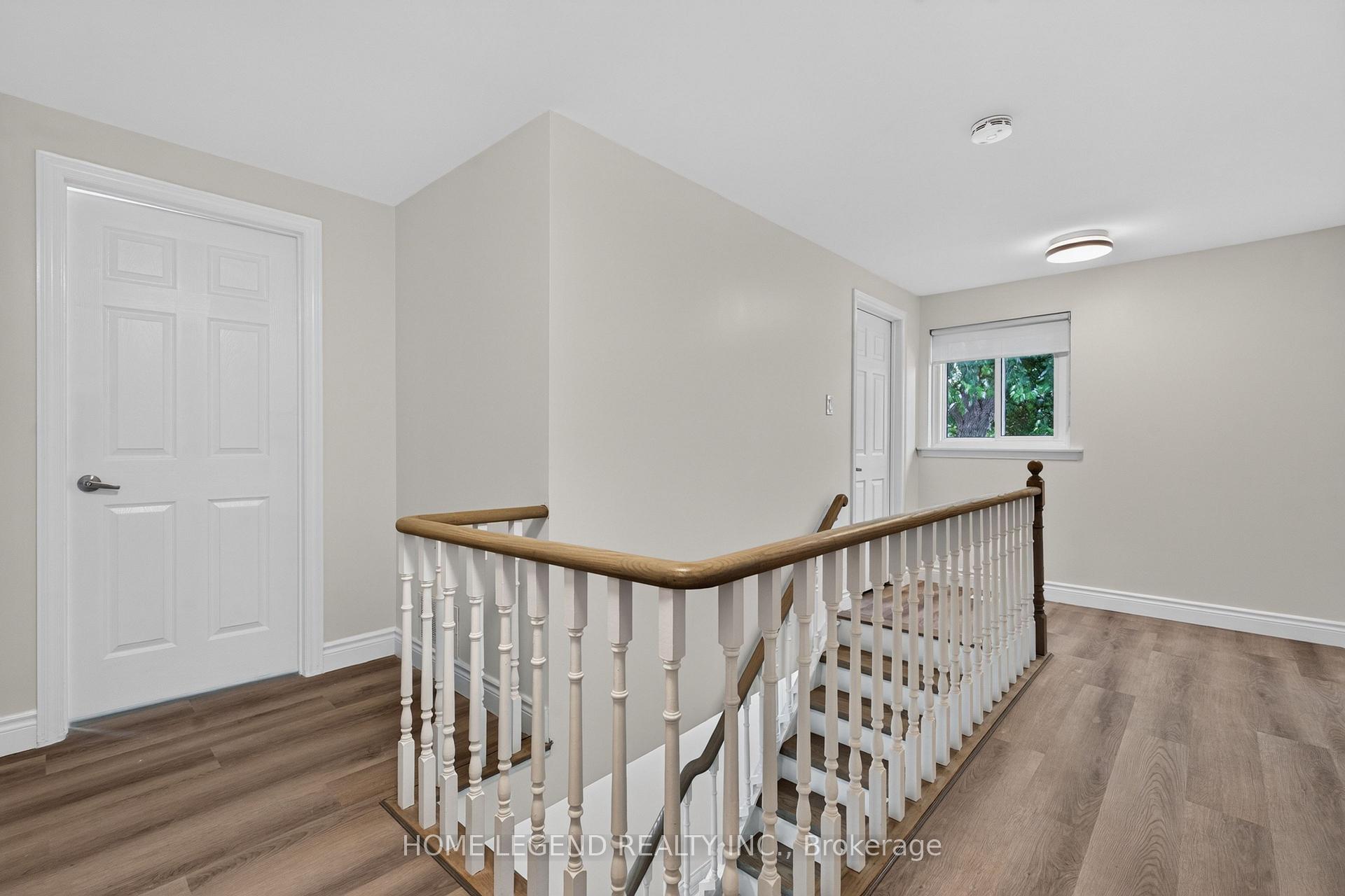 Photo 13 of 52 Carlton Road, Markham, Unionville — HOMEH
