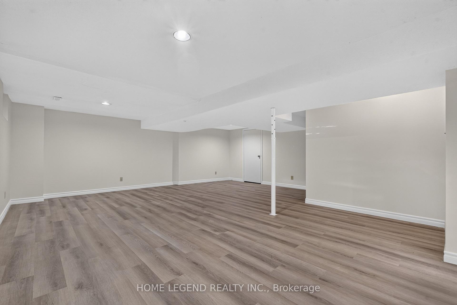 Photo 26 of 52 Carlton Road, Markham, Unionville — HOMEH