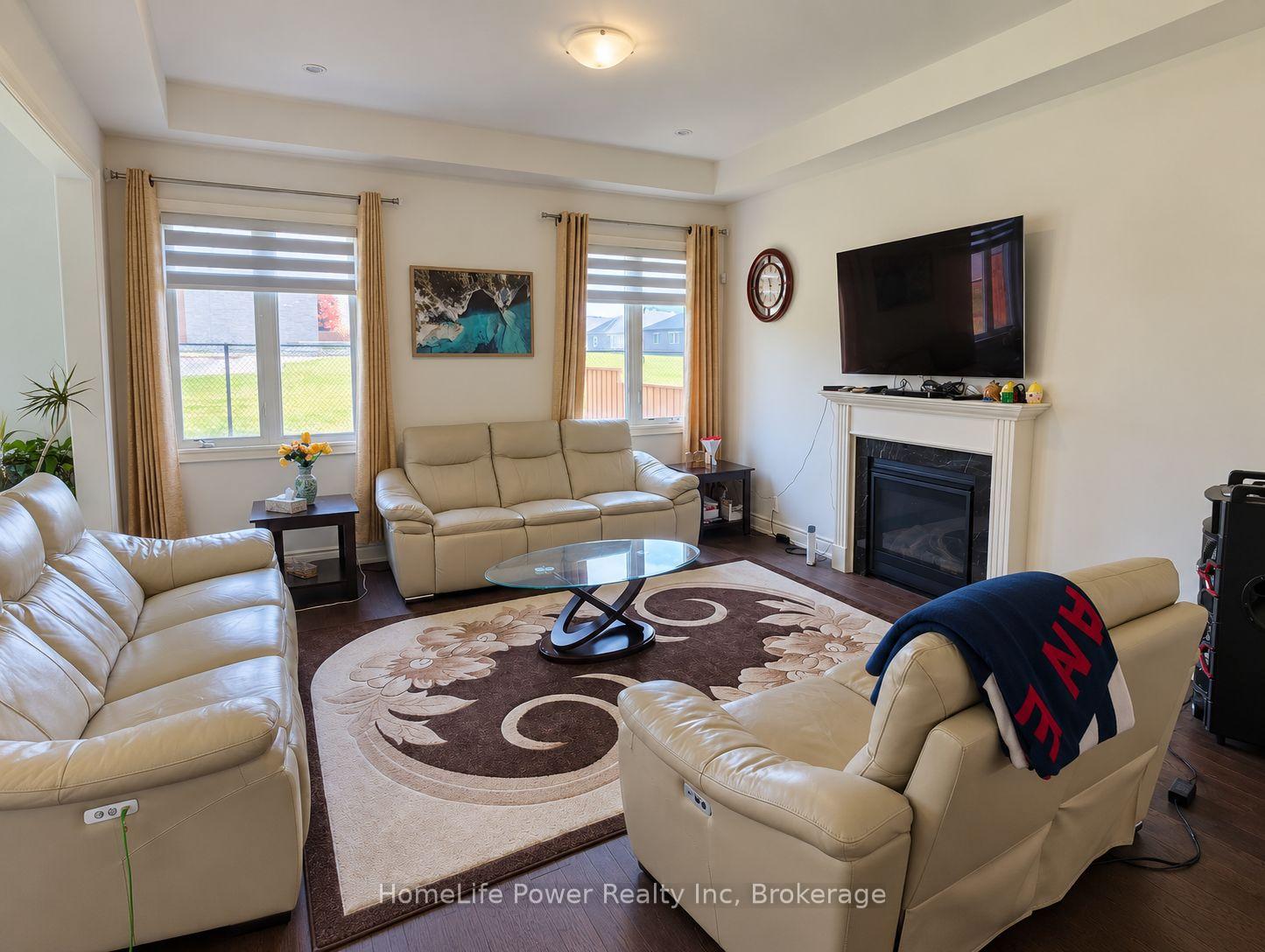 Photo 6 of 35 Ebenezer Drive, Hamilton, Waterdown — HOMEH