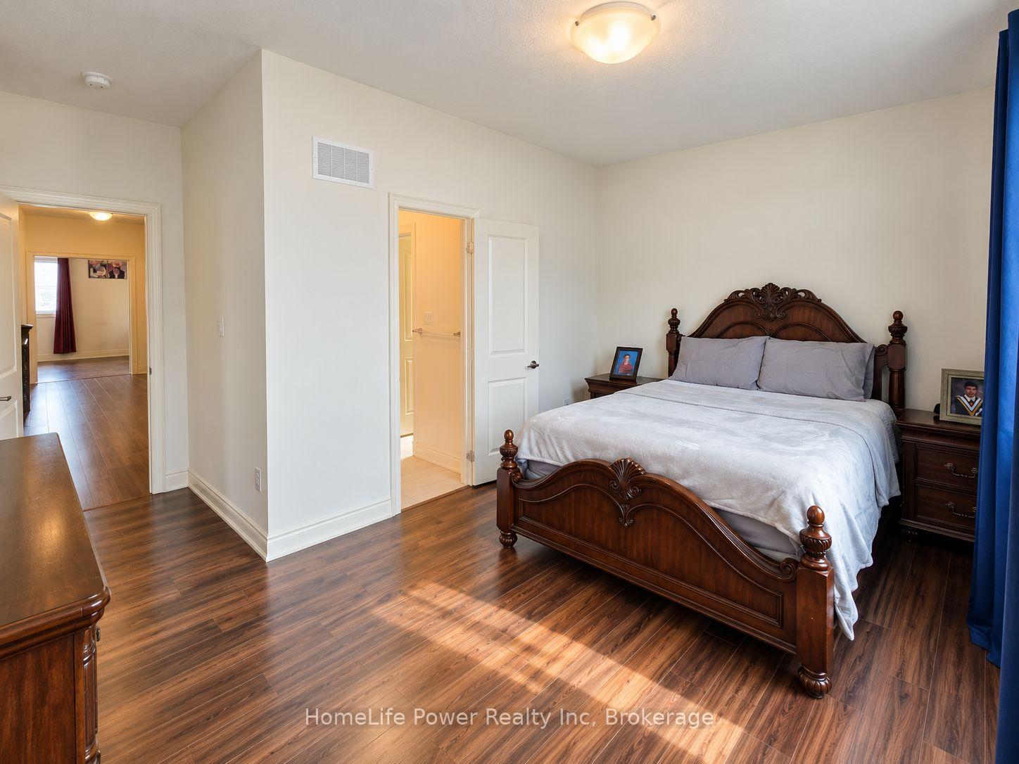 Photo 17 of 35 Ebenezer Drive, Hamilton, Waterdown — HOMEH