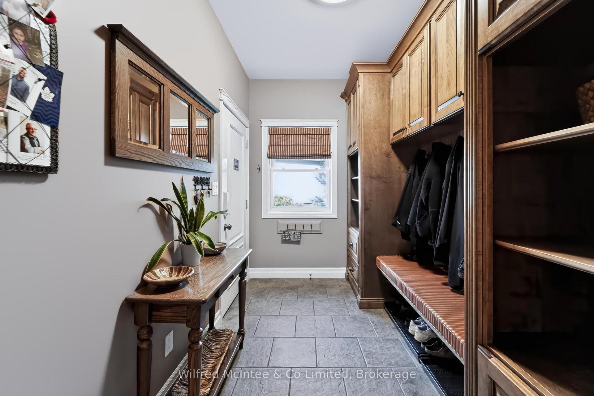 Photo 26 of 313 Westwood Drive, Brockton — HOMEH