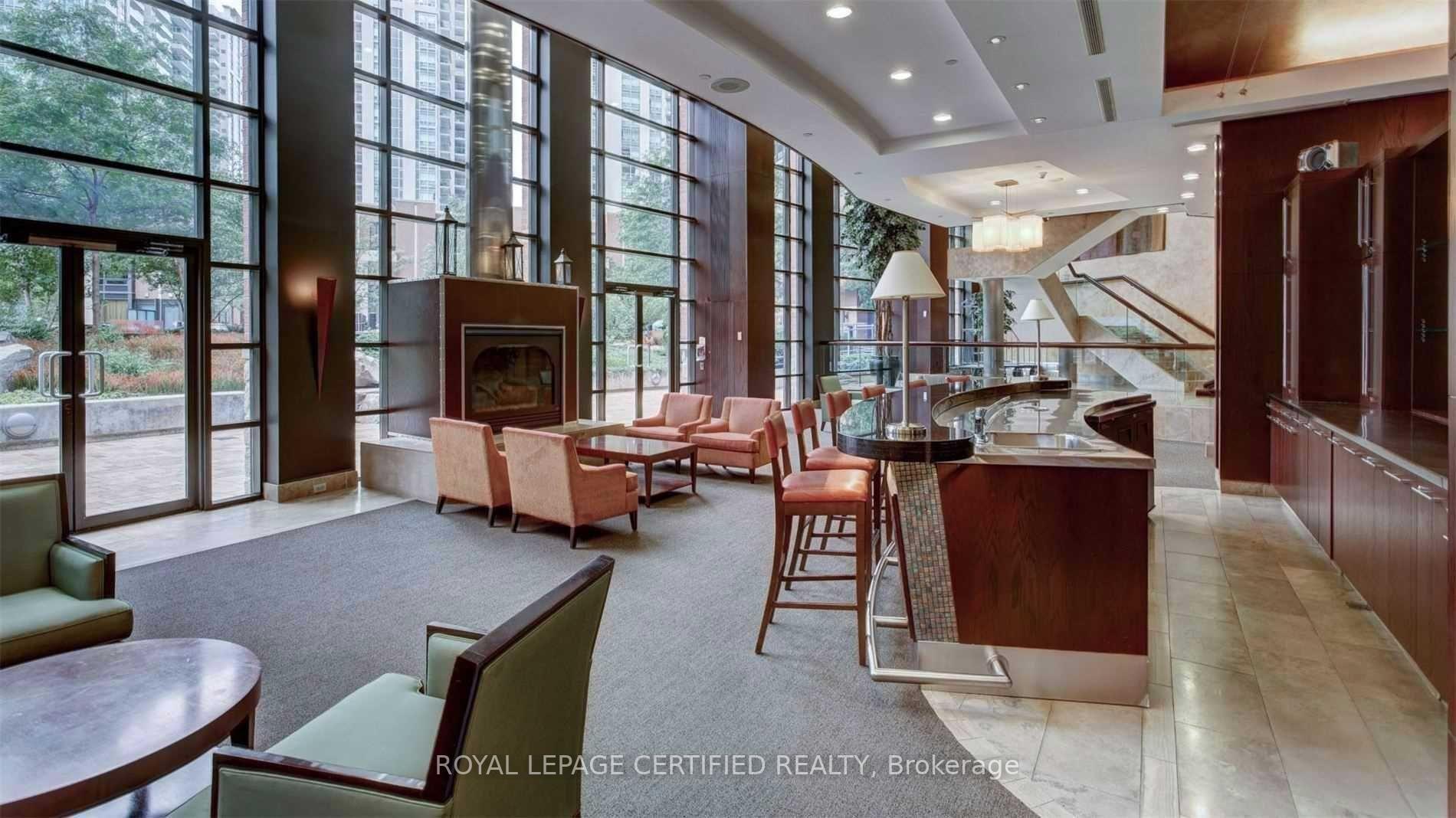 Photo 14 of Unit 1705, 23 Sheppard Avenue E, North York, Willowdale East — HOMEH